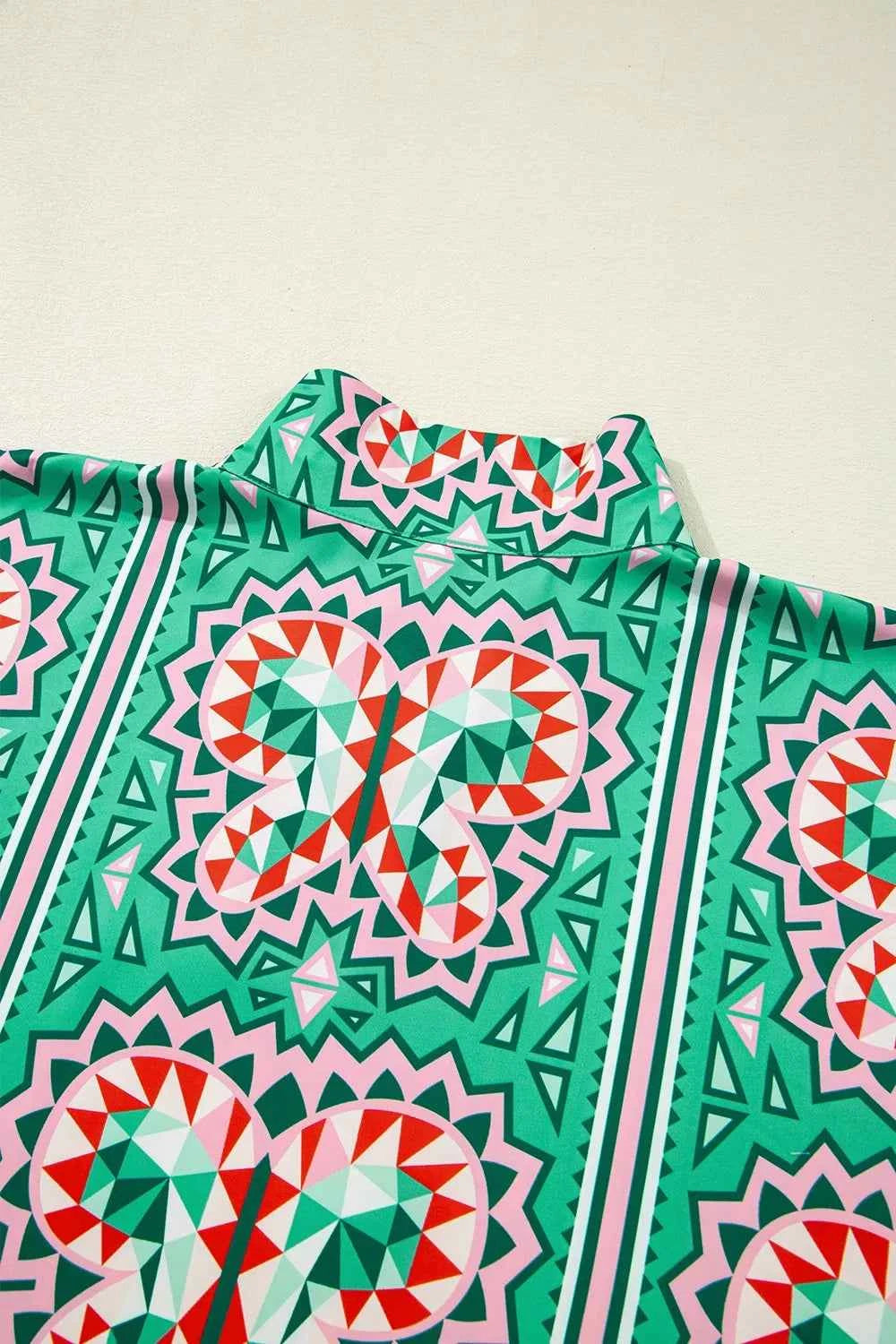 Boho Abstract Print Contrast Striped Collared V Neck Blouse 80af5f1f-28af-40b5-957f-428bc73088fb-Max-Origin