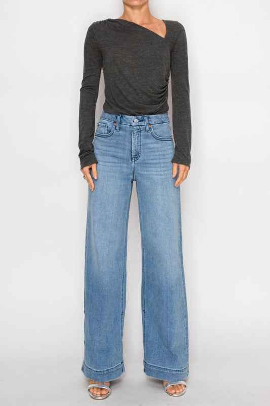 AT2109WDM - TUMMY CONTROL HIGH RISE A-WIDE JEANS 8334186a-8039-4d3c-ae93-36c2b5b4086a