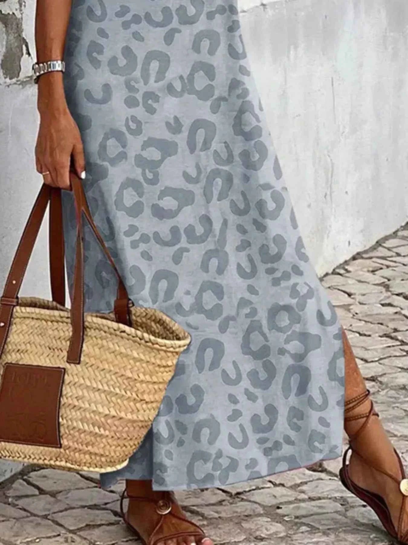Slit Leopard Sleeveless Maxi Dress 8741f748-6220-46a9-b5fb-e9a8d04191a1-Max-Origin
