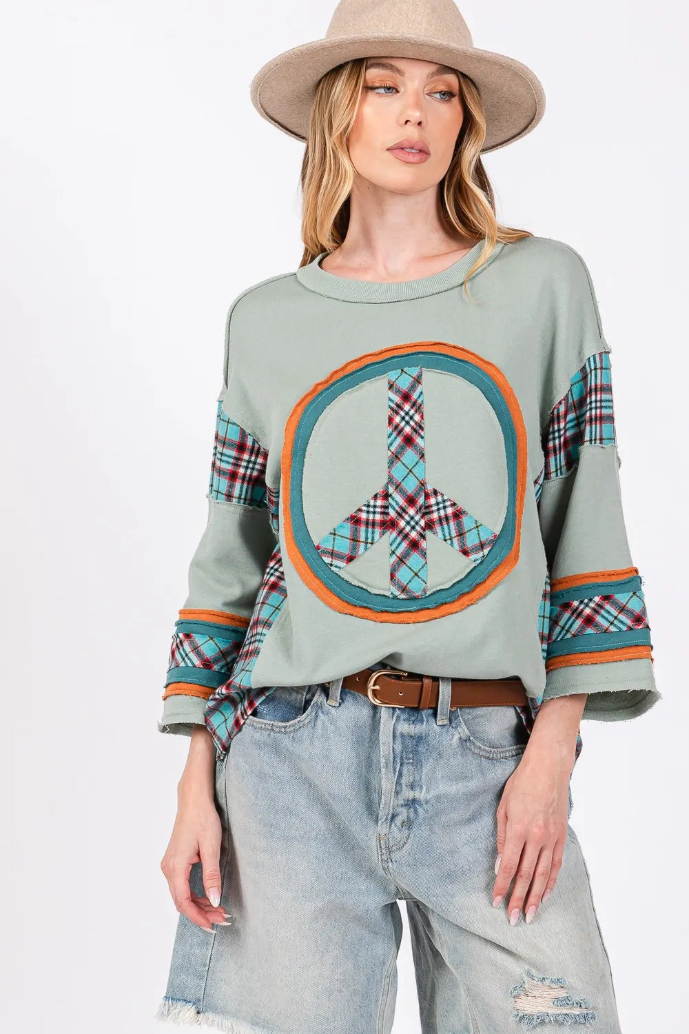 SAGE + FIG Peace Applique Patch Contrast Plaid Top 87ea8a1b-f286-4926-8450-dd2124abb430-Max