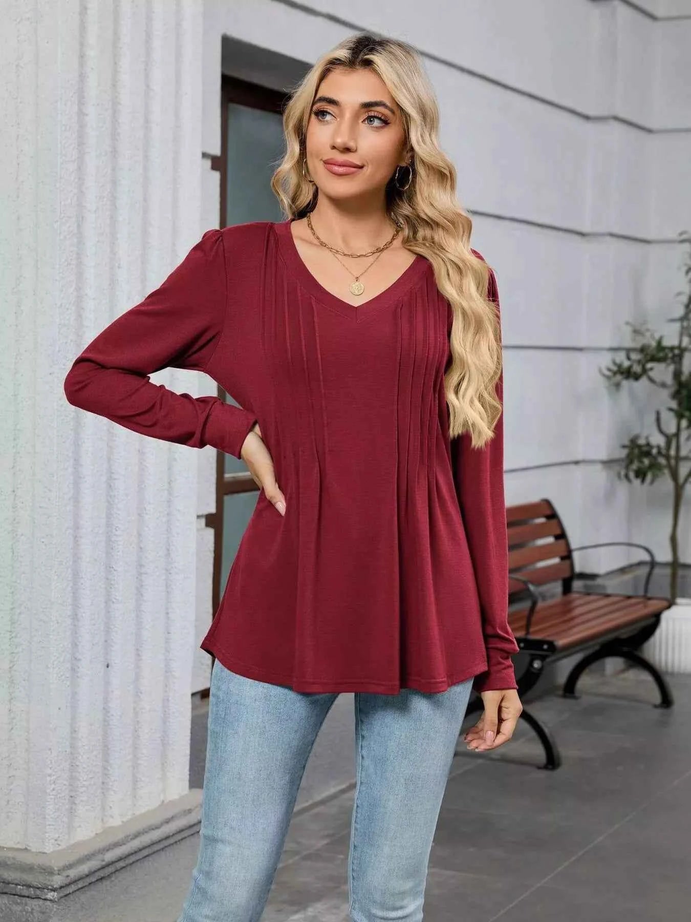V-Neck Long Sleeve Relaxed Fit T-Shirt 8a6257e957da4526bfac93bae1bf26bd-Max-Origin