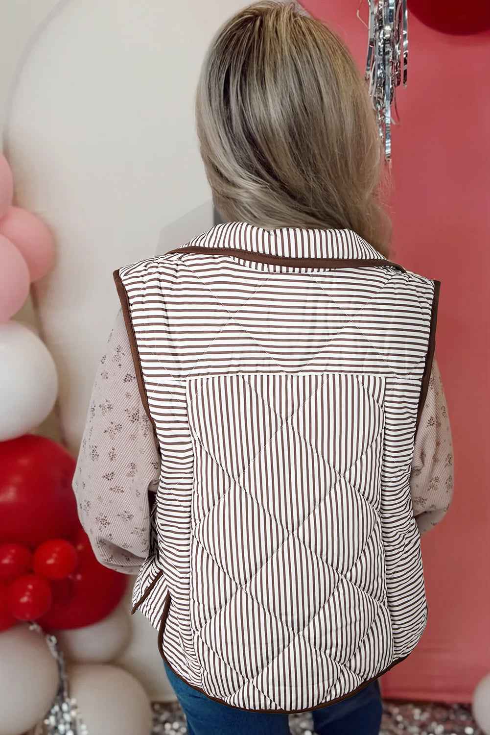 Black Striped Snap Button Scalloped Hem Winter Vest 8b68ba6c13cda561