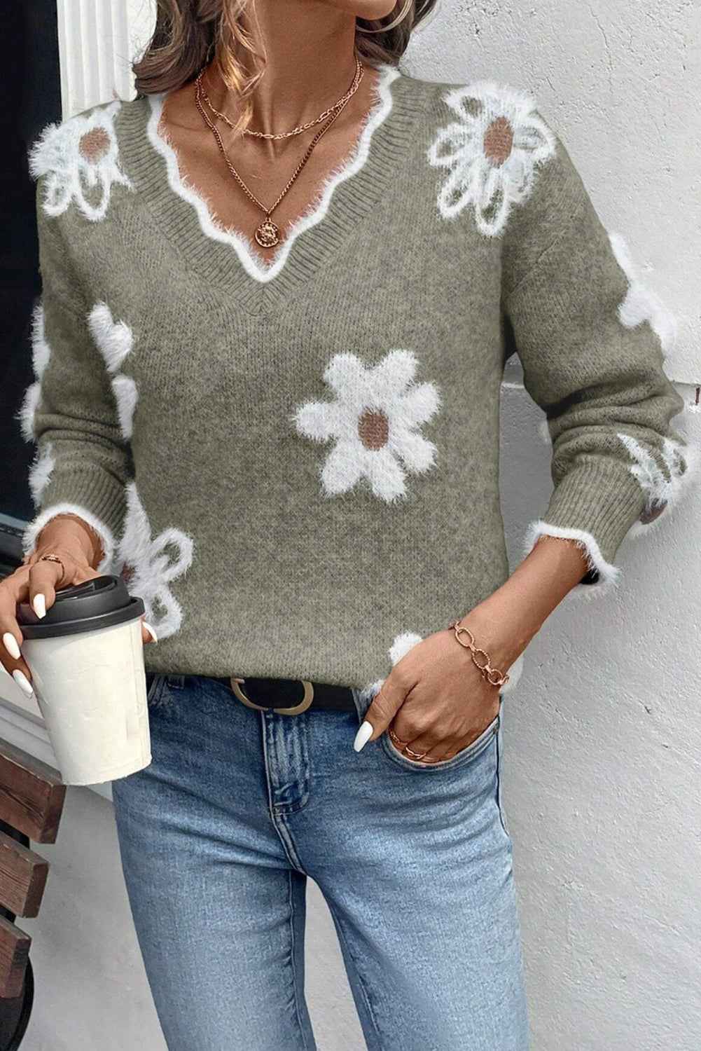 Seagrass Jacquard Floral Scallop V-neck Sweater 8b978c025ae492a3