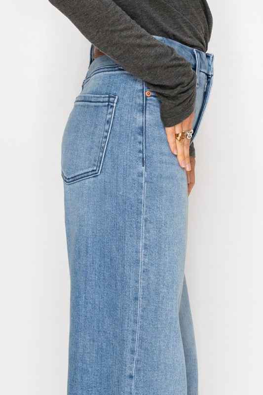 AT2109WDM - TUMMY CONTROL HIGH RISE A-WIDE JEANS 8e71c65f-a0bf-4450-9a2c-18efacdb8ebd