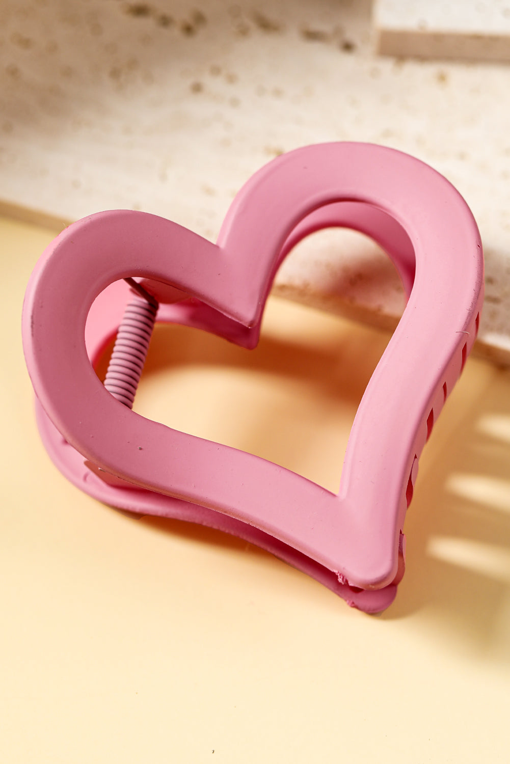 Light Pink Simple Frosted Heart Shaped Hair Claw Clip 9200eff372adb18f