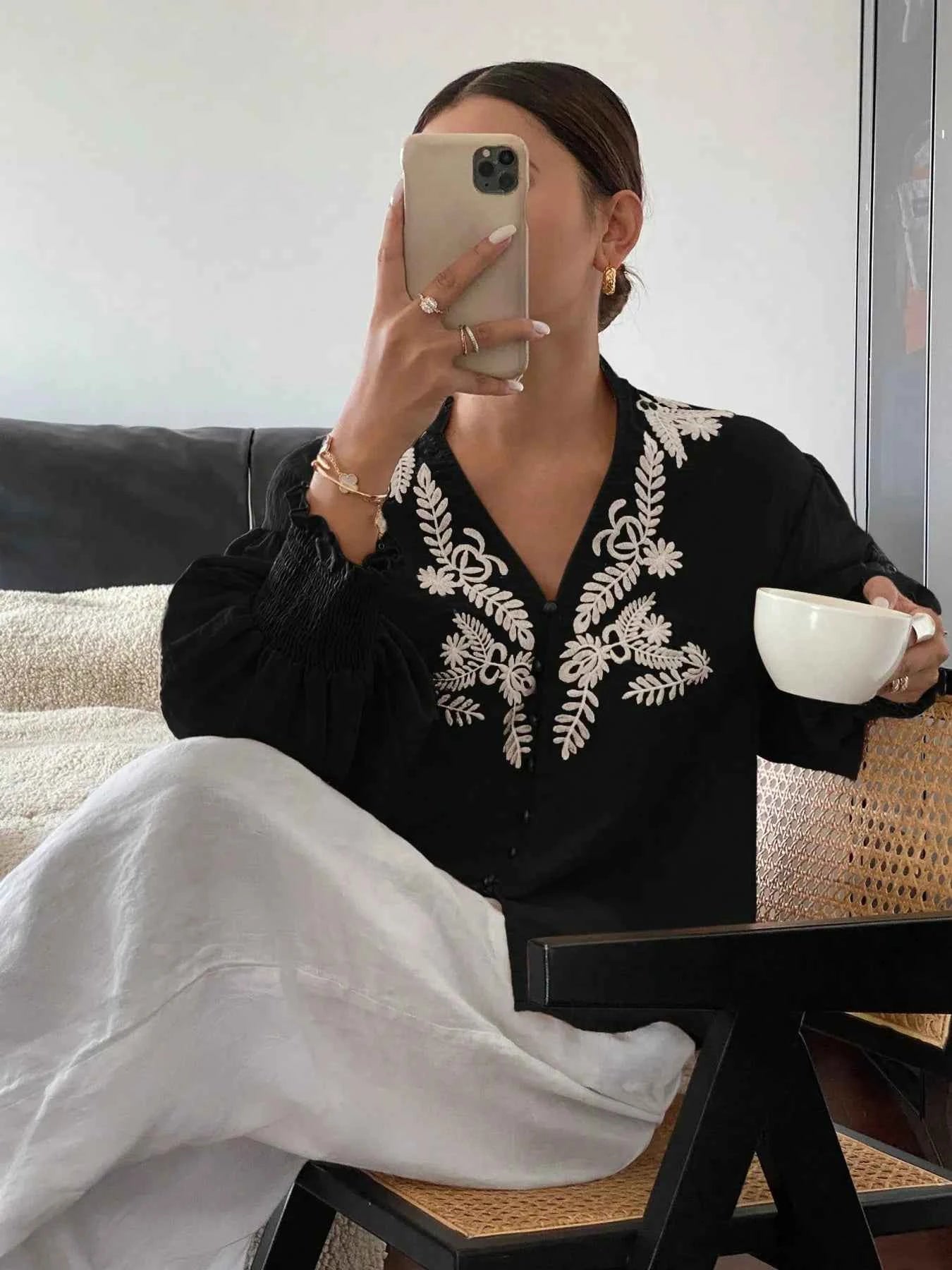 Embroidered Lantern Sleeve Blouse 951159e8159e4d2184e2a75cf8d4f259-Max-Origin