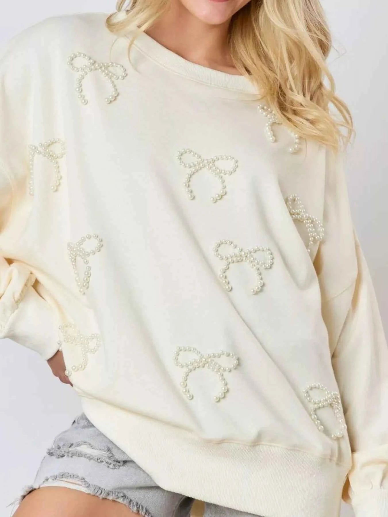 Pearl Embellished Bow Long Sleeve Sweatshirt Ivory 9791ba4b-bbcb-4d33-a1b9-55bbe9b5b0b5-Max-Origin