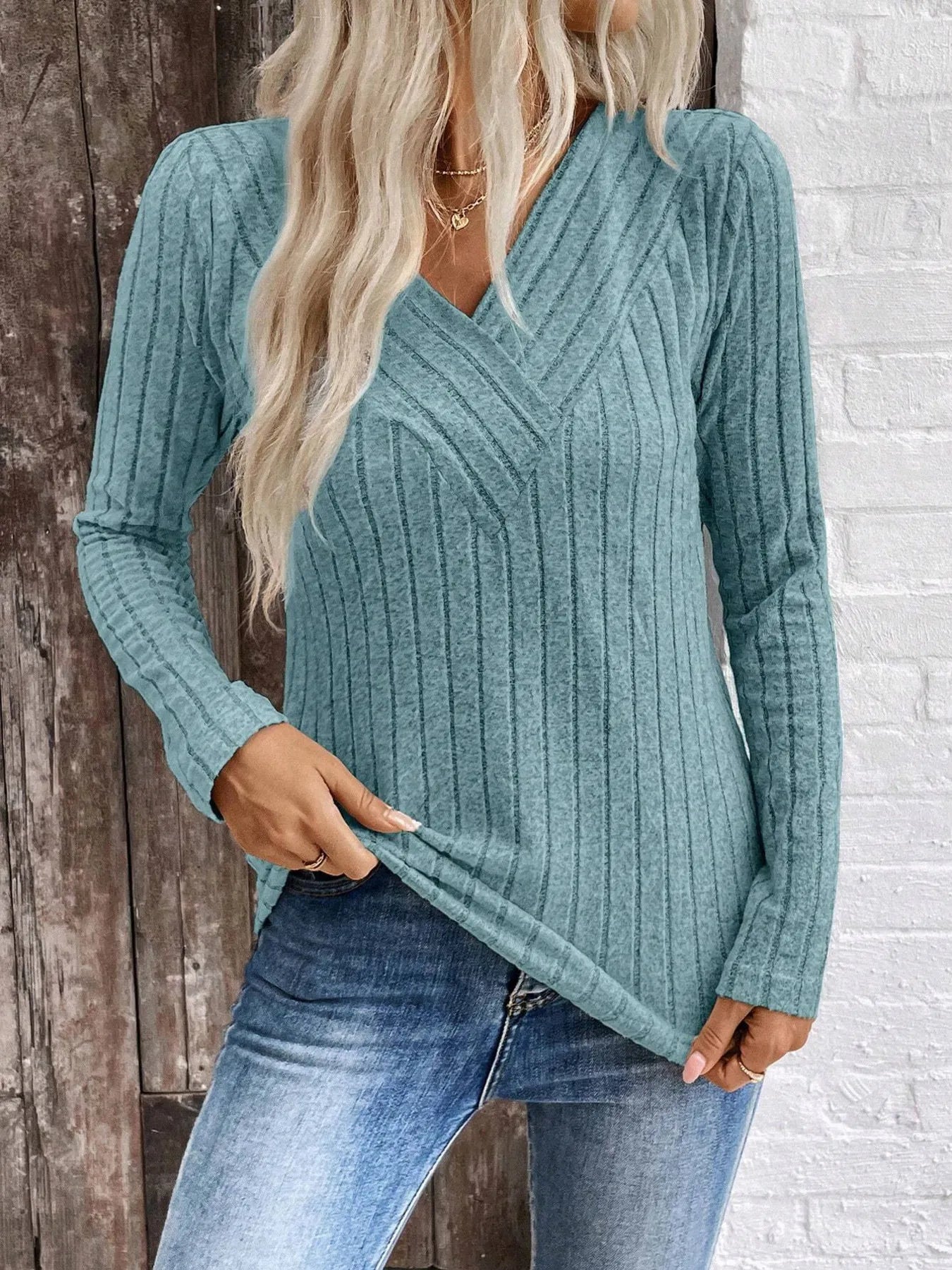 Ribbed V-Neck Long Sleeve Knit T-Shirt