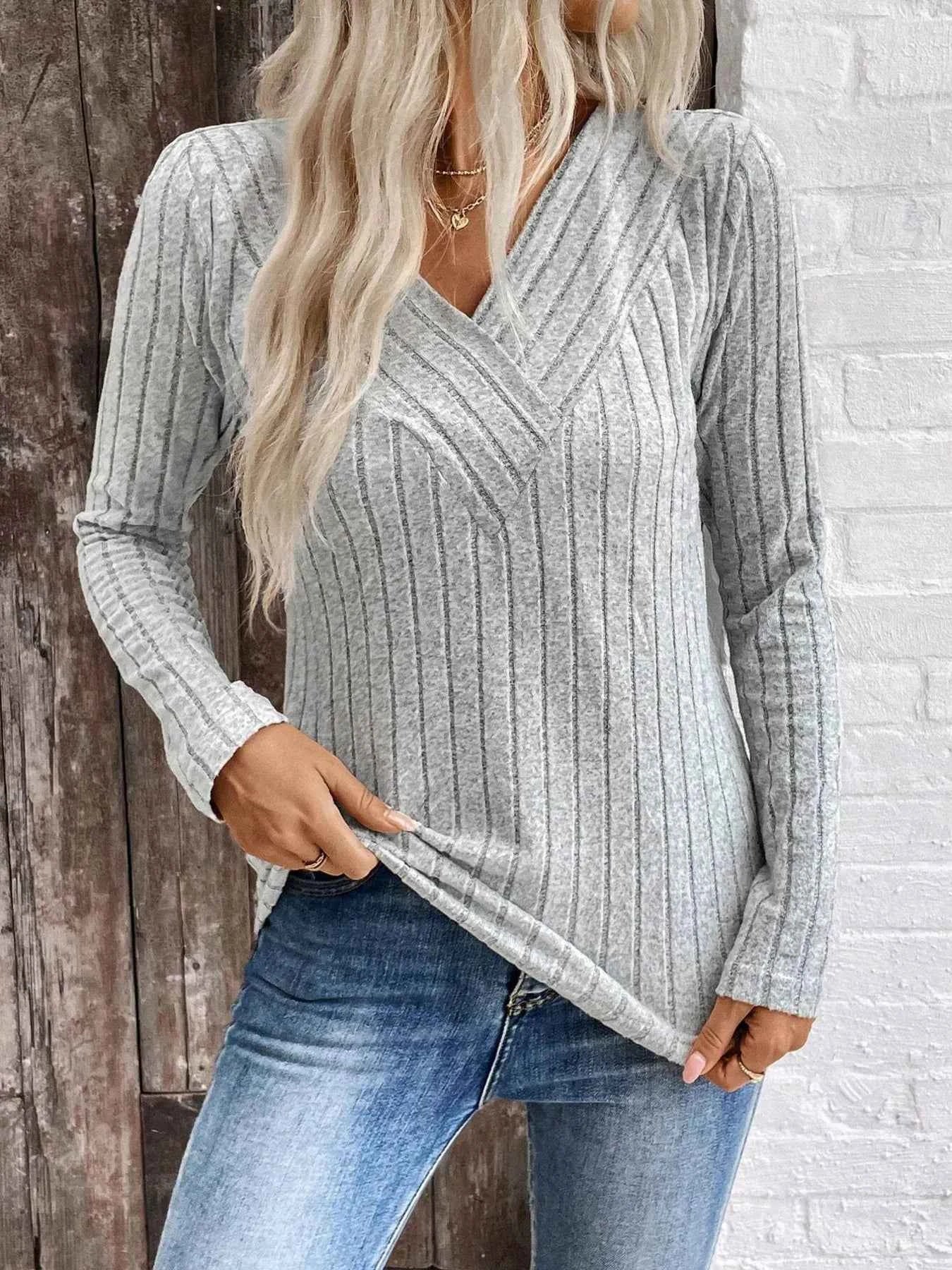 Ribbed V-Neck Long Sleeve Knit T-Shirt