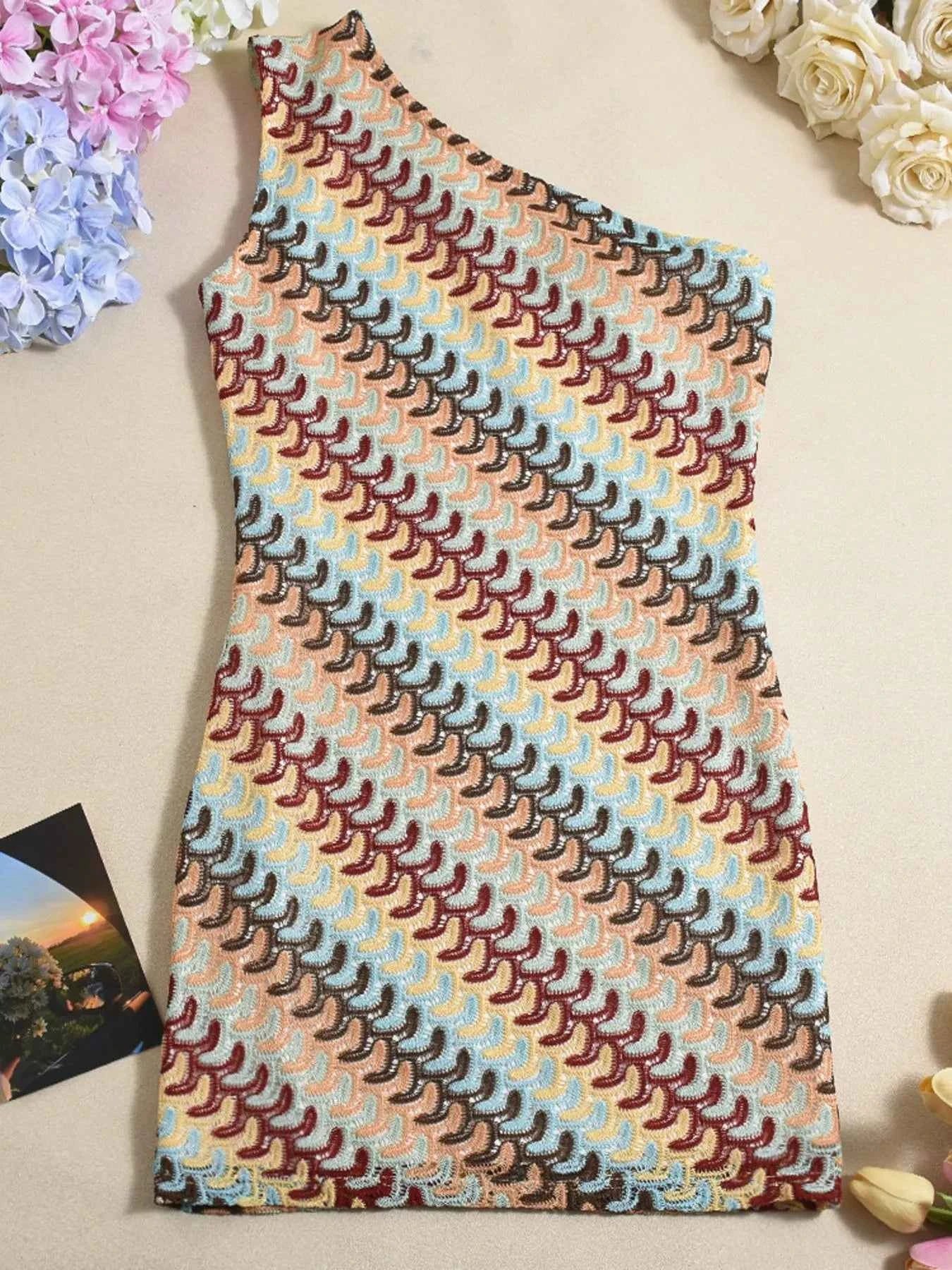 One Shoulder Geometric Print Mini Dress a25ef67f-ef45-44a7-93f8-7d61876802ff-Max-Origin