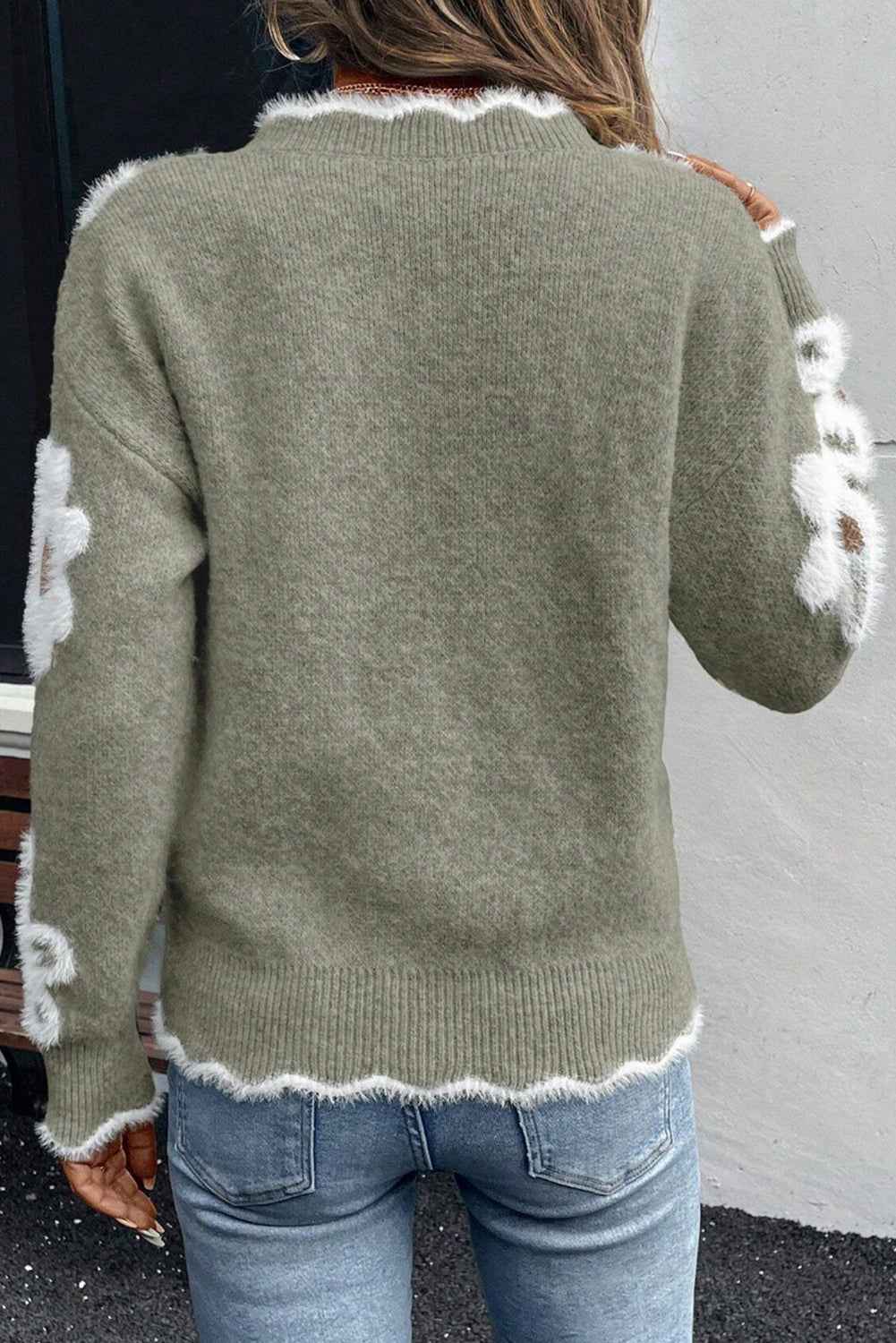 Seagrass Jacquard Floral Scallop V-neck Sweater b3ef0351f49fb4ee