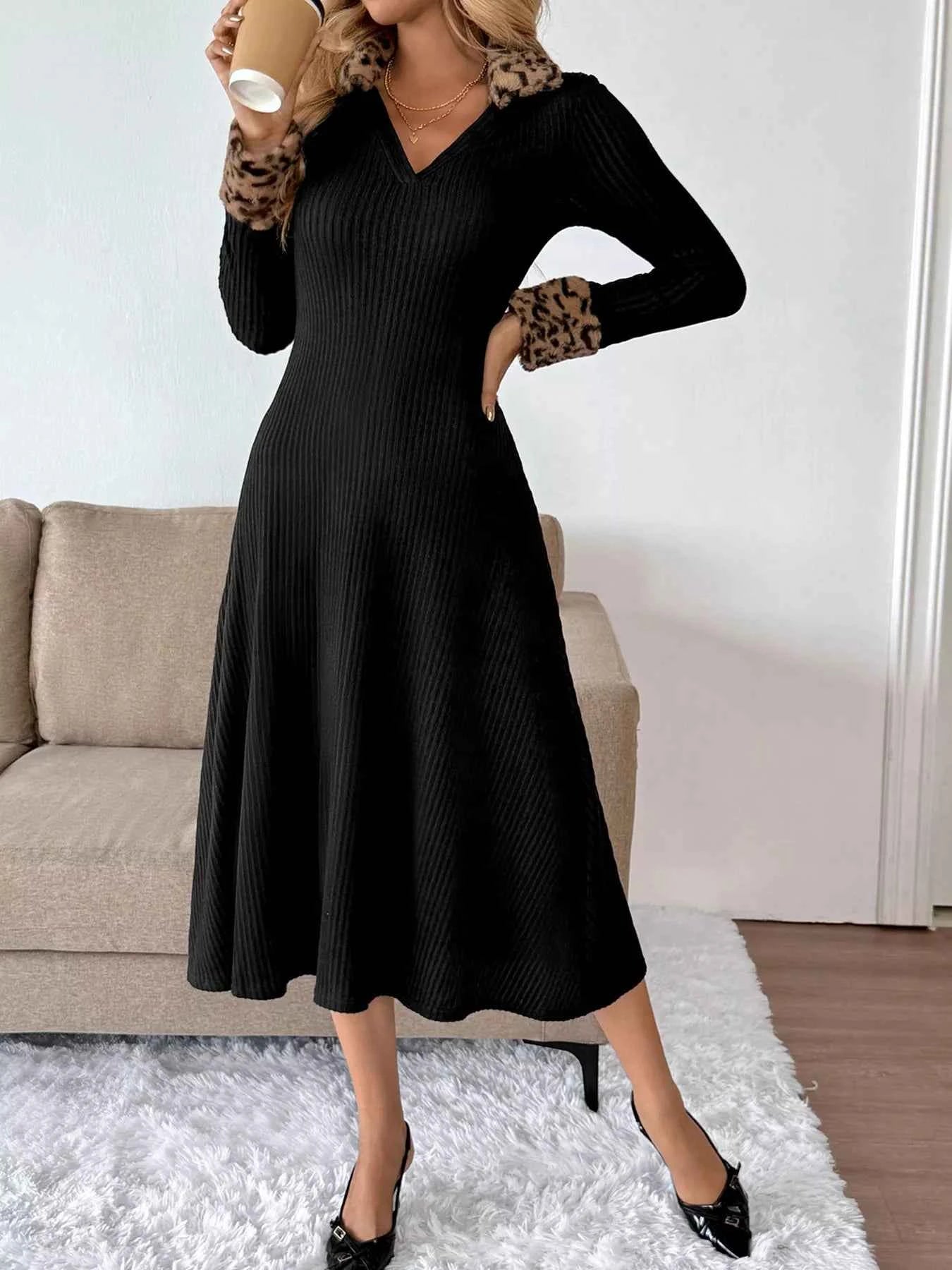 Leopard Cuff Johnny Collar Midi Dress b4490c0082914897bd79d9ebe6a4b340-Max-Origin