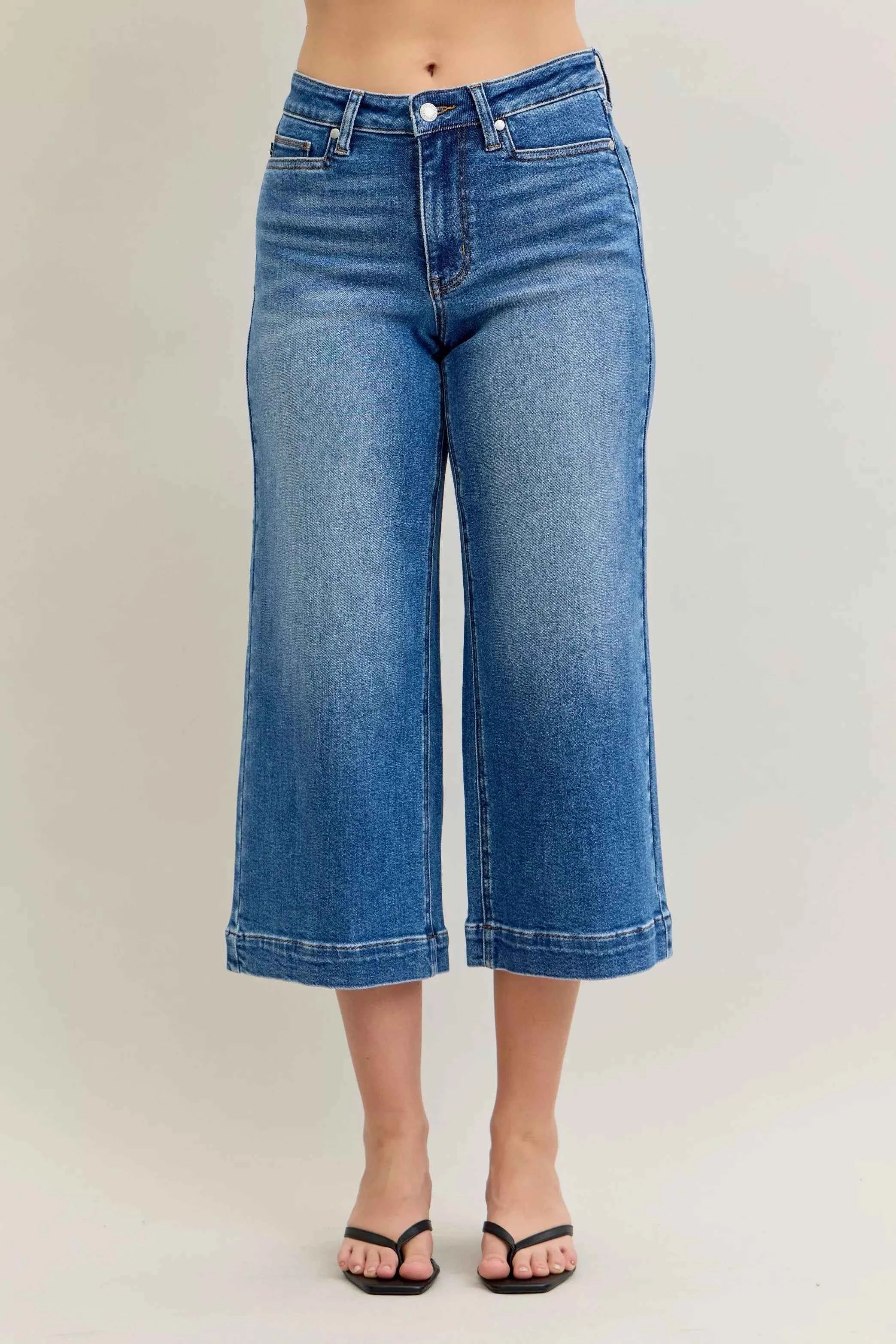 Judy Blue Mid Rise Crop Wide Leg Jeans MD b520ebfe6666455d9227ab727095796a-Max-Origin