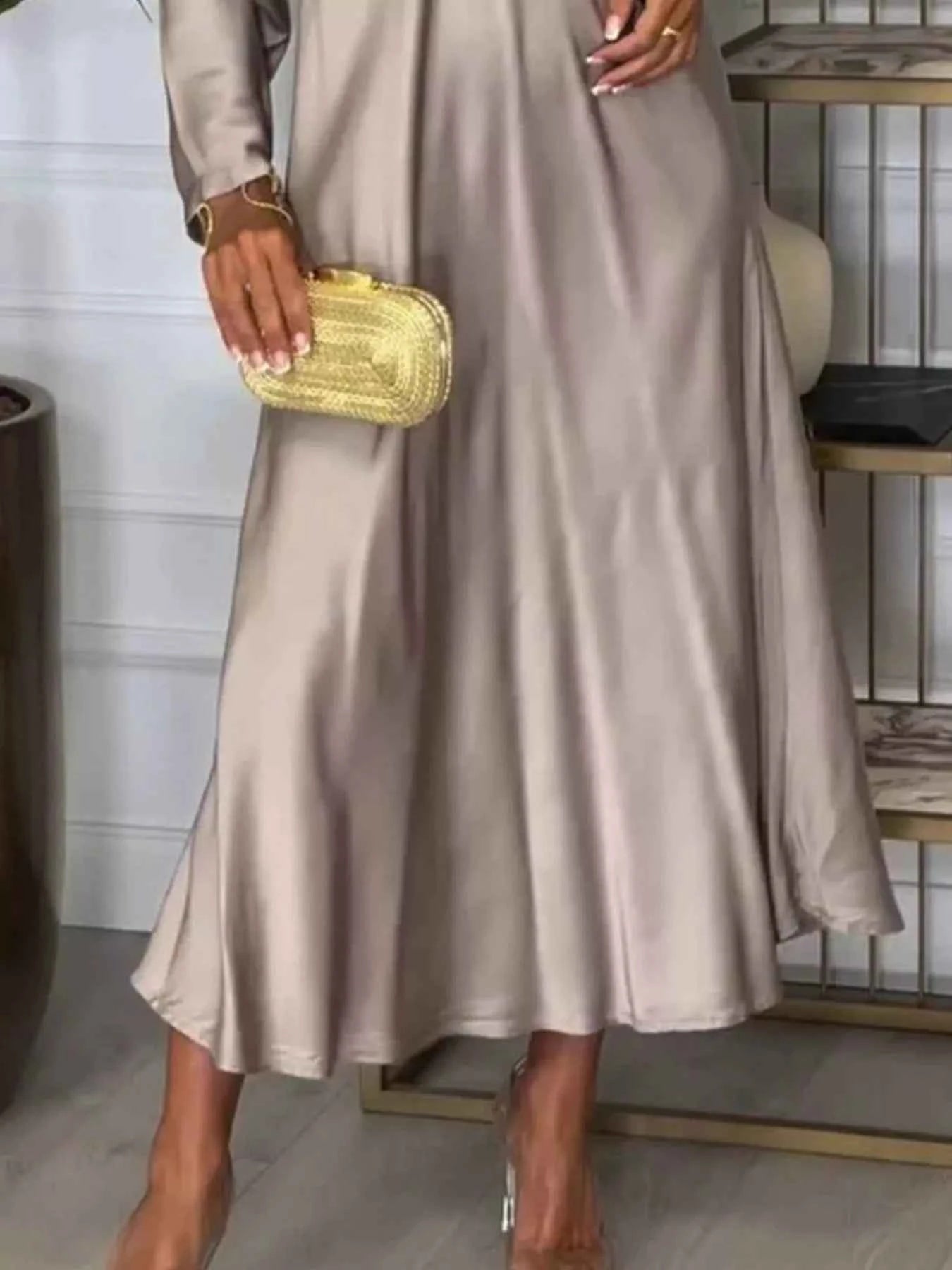 Full Size V-Neck Long Sleeve Midi Dress Plus Size b58ac28a-e1a0-4ab0-b1be-cf0265dbd9f0-Max-Origin