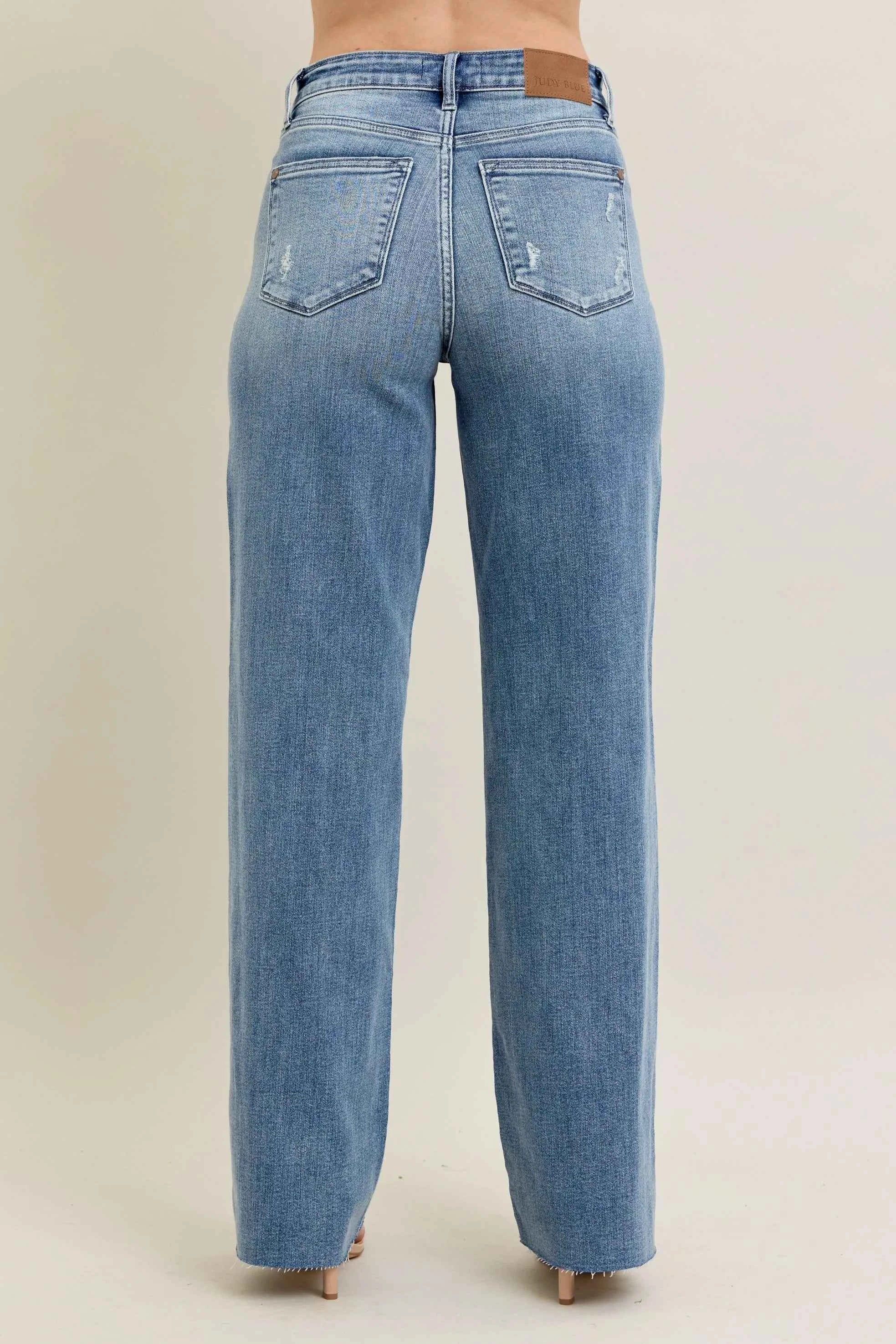 Judy Blue Full Size V - Front Baggy Jeans Plus Size ba4a242151f34908a0720403dd67ef66-Max-Origin