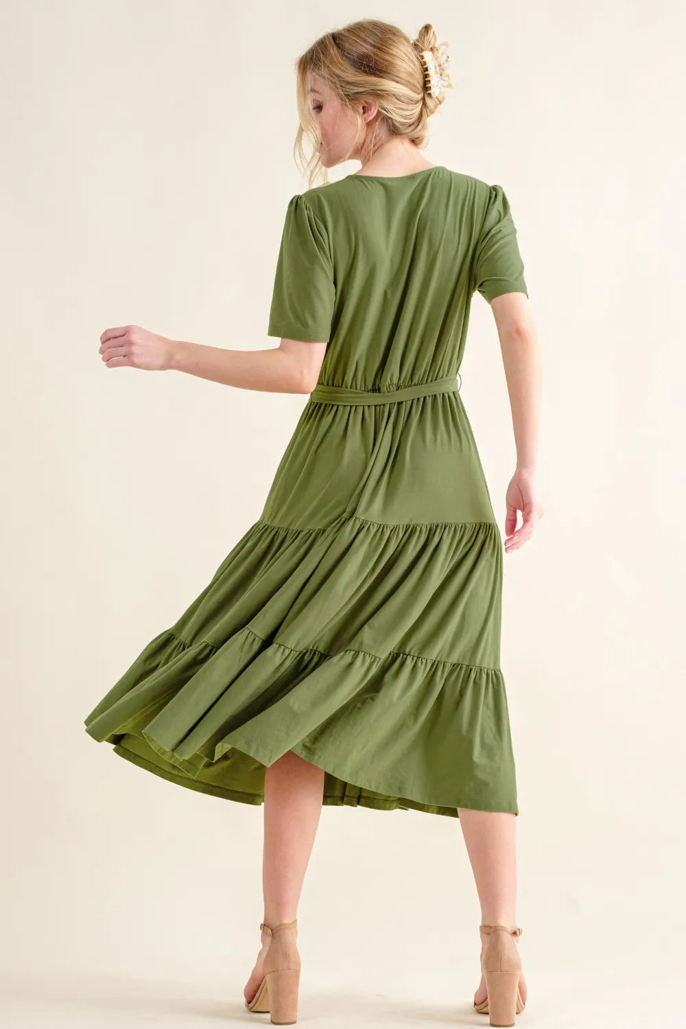 And The Why Soft Short Sleeve Tiered Midi Dress bb487803-86d2-4f45-bcde-917b6db4e94d-Max