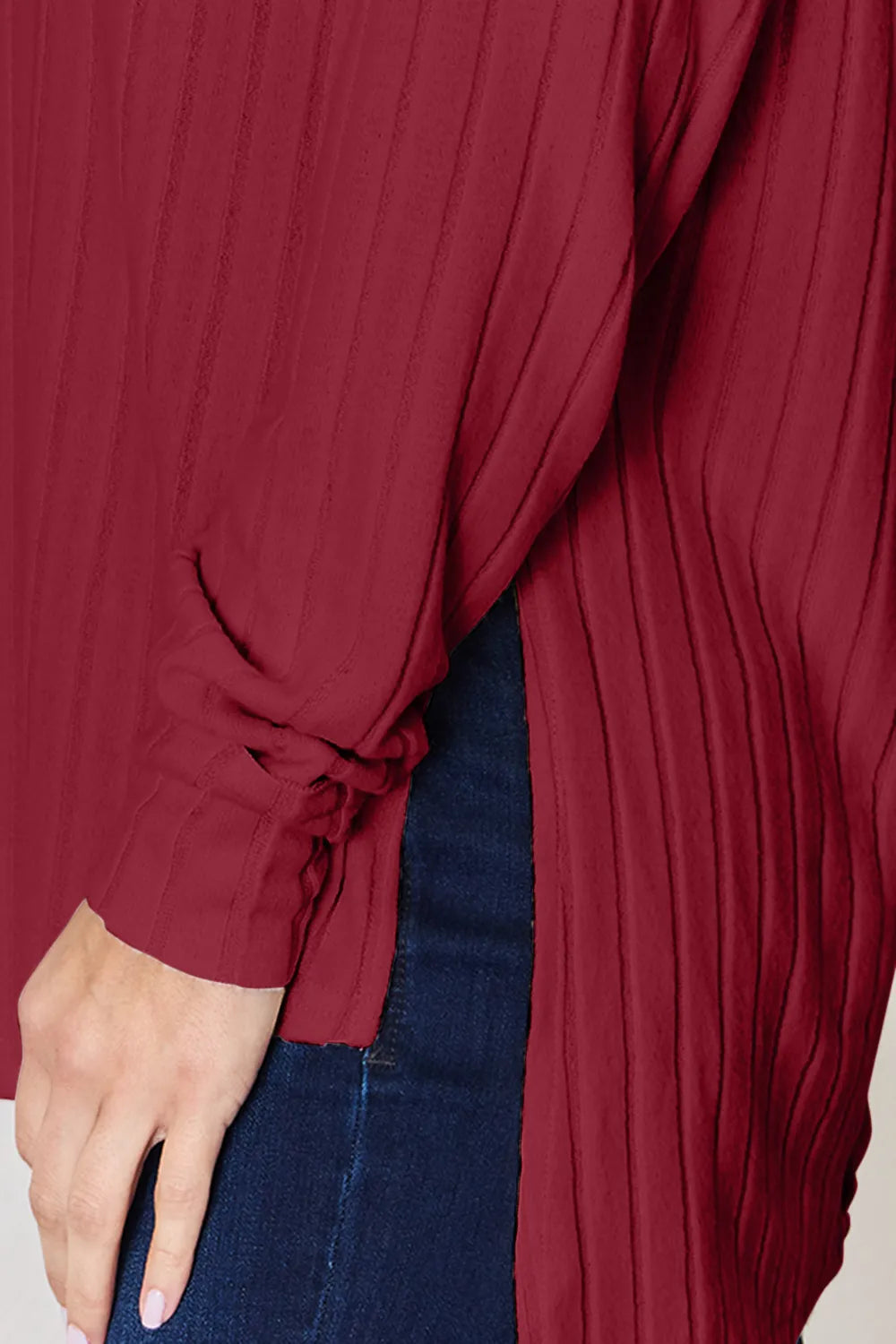 Basic Bae Full Size Ribbed Round Neck Slit T-Shirt bb693afc-6afe-40c5-9f67-85118faa403b-Max