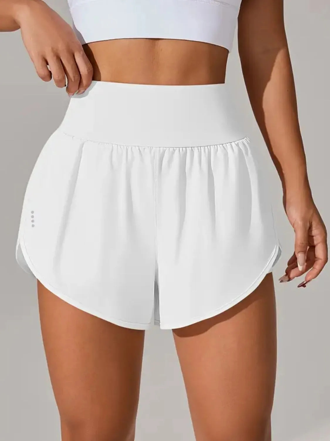 Pocketed High Waist Active Shorts bd9e3ffb-914e-4778-8035-d054e9711f9b-Max-Origin
