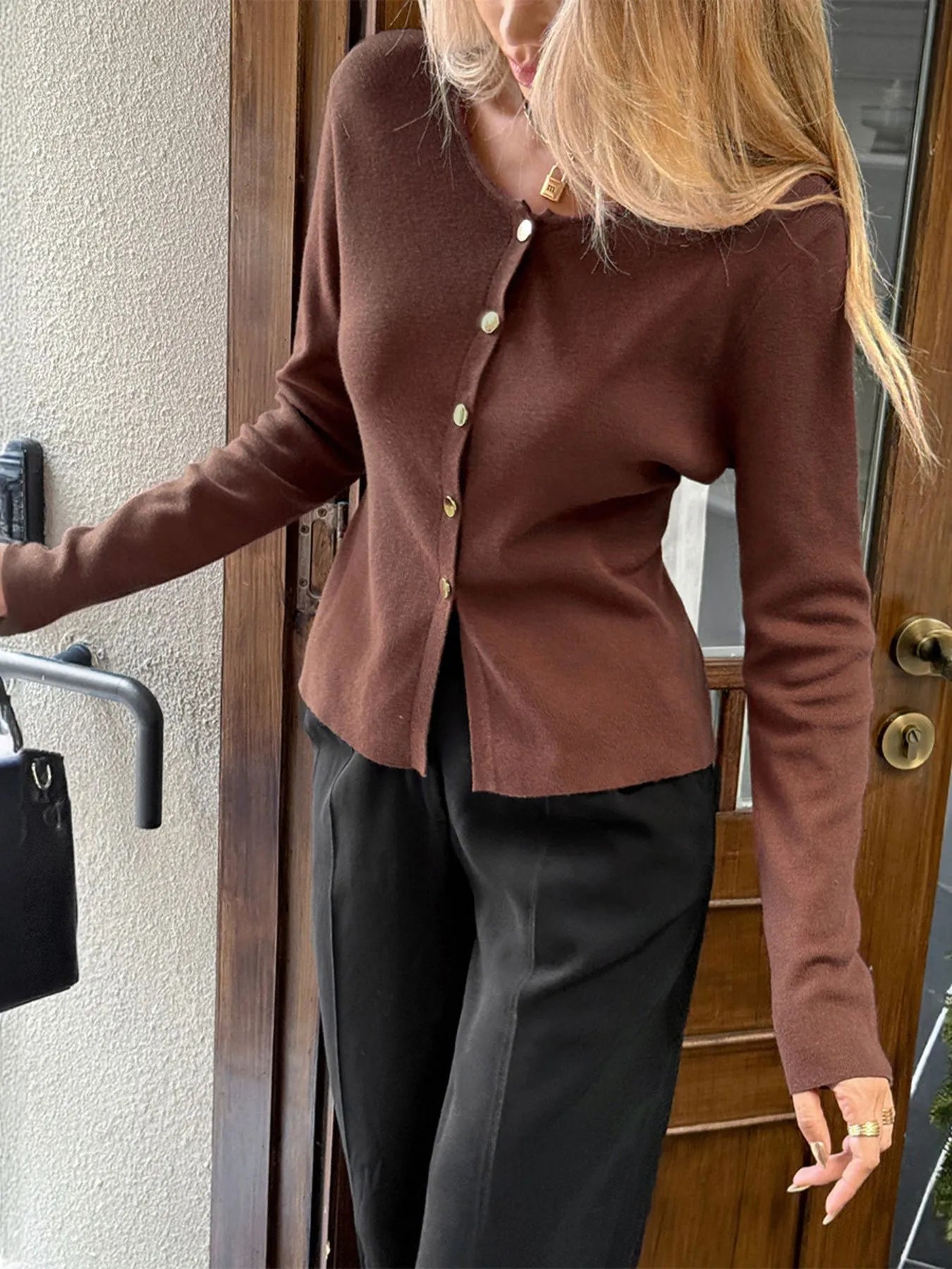 Button-Up Long Sleeve Knit Cardigan bf7f1f9e-11ee-4252-acfe-dfffcfbd7bd5-Max-Origin