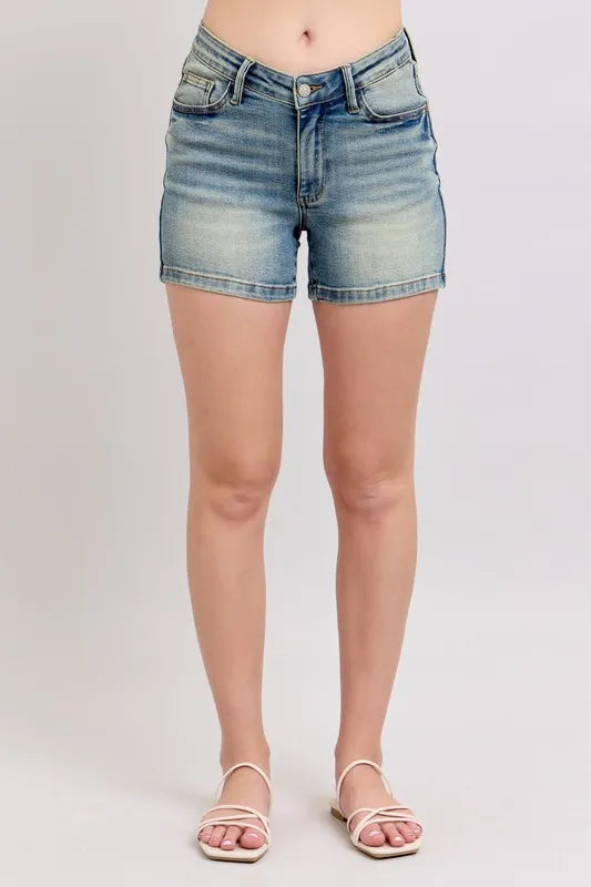 Judy Blue Full Size V-Front Vintage Wash Shorts Plus Size MD c9ee90a53f0748c0ab52361295510db4-Max-Origin