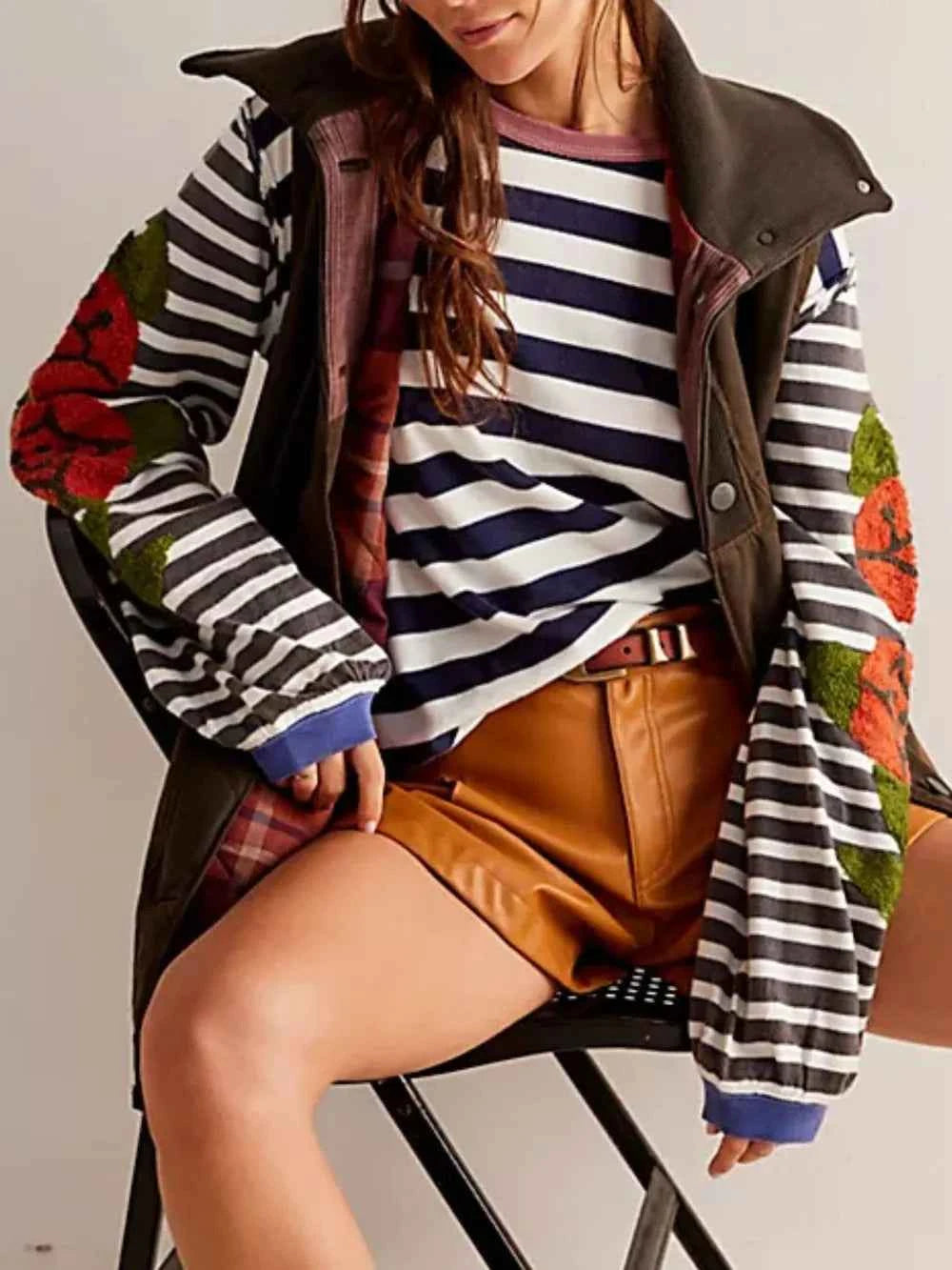 Striped Round Neck Long Sleeve Sweatshirt ca0730e8-4507-4bbe-9f56-3450d52646d7-Max