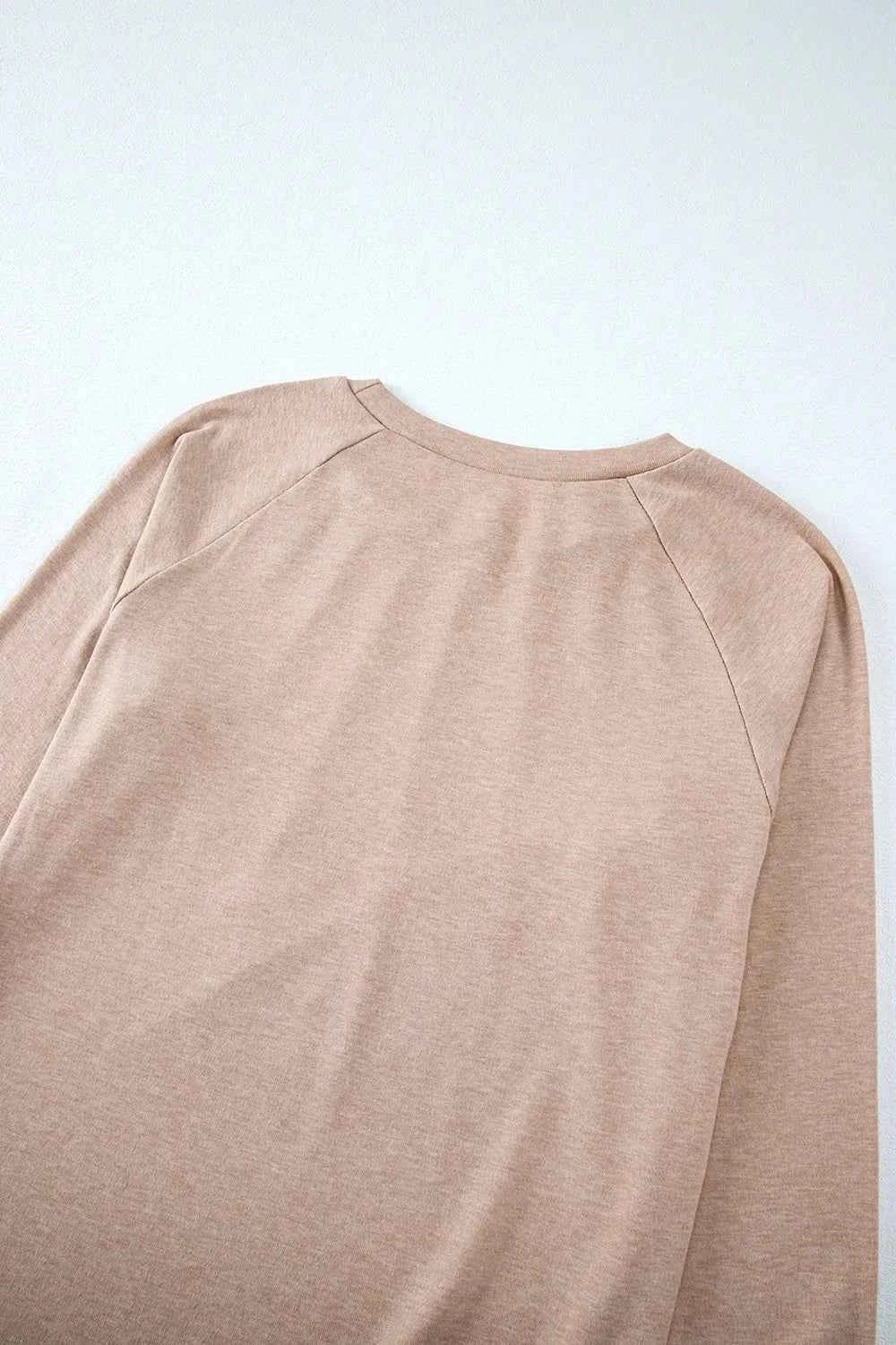 Texture Round Neck Long Sleeve T-Shirt ca746348-7ed9-4106-991b-d905173350ce-Max-Origin