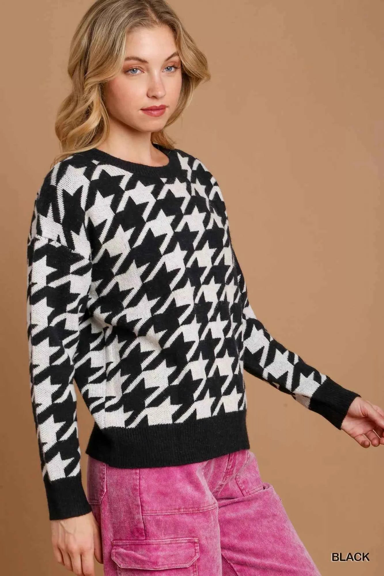 Umgee Houndstooth Round Neck Sweater cb738b45-d139-4ca8-be3b-e892f103e327-Max-Origin