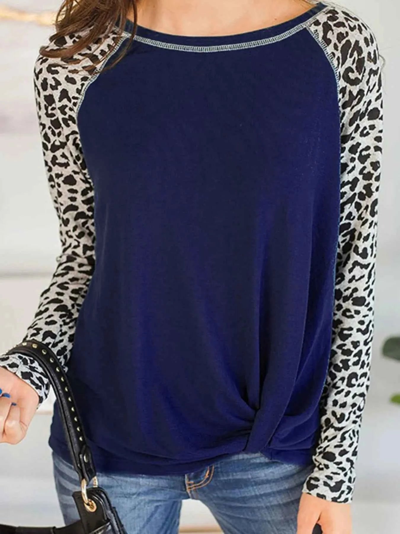 Leopard Print Raglan Sleeve Twist Hem T-Shirt Navy d08bc498-721d-40f6-b918-80a8faea5911-Max-Origin