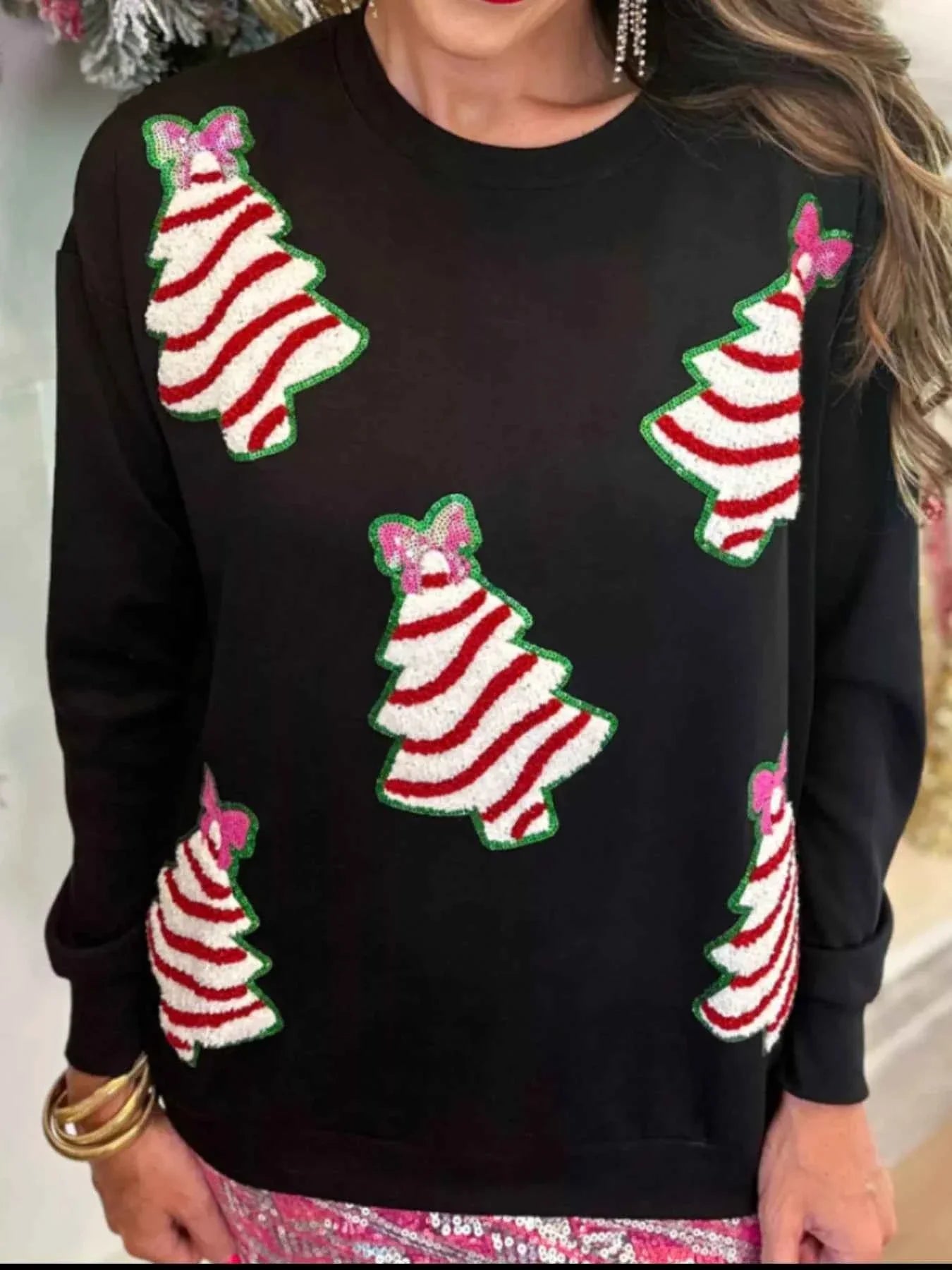 Christmas Tree Sequin Long Sleeve Sweatshirt Black da934bd5-3cf9-4f84-bee0-46c83a02e985-Max-Origin
