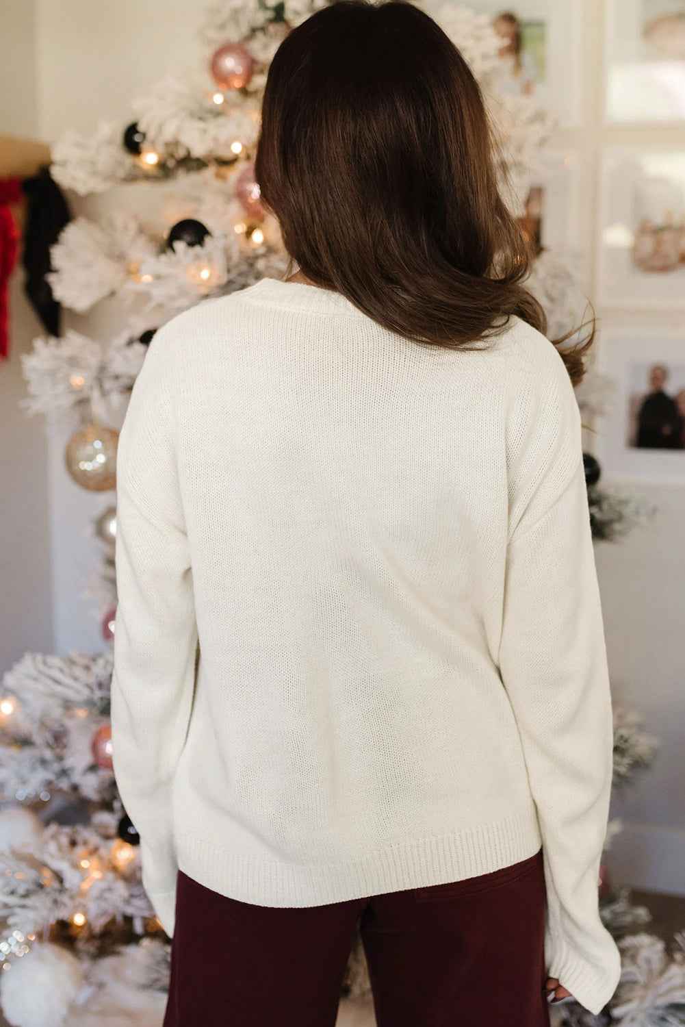 White Sequin Bow Graphic Knit Sweater e061934a4981c7bf