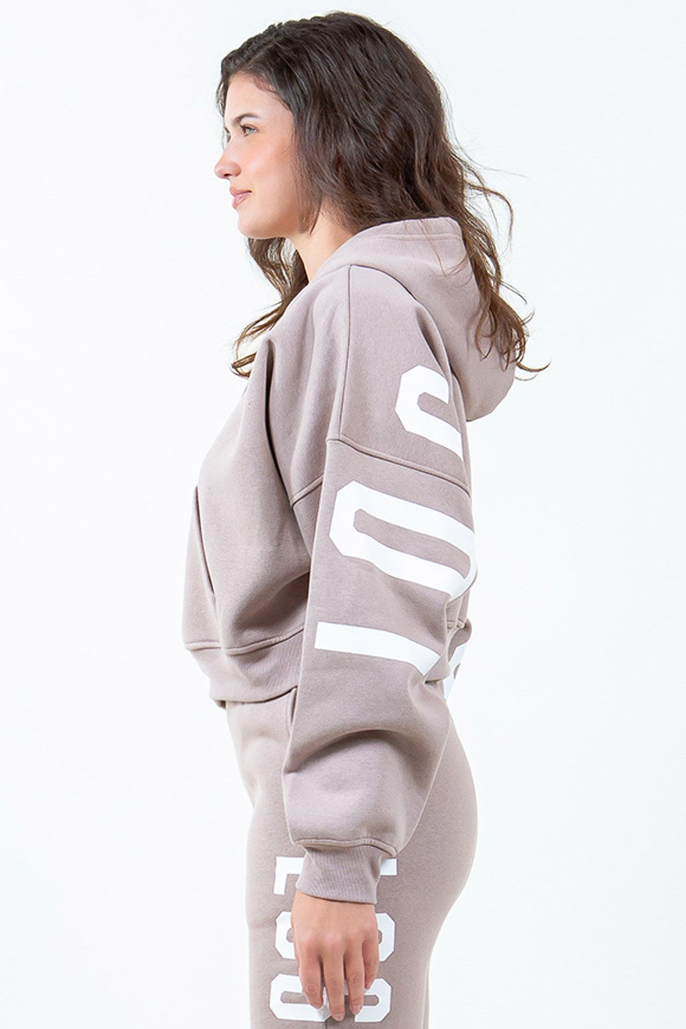 American Bazi Letter Graphic Long Sleeve Drawstring Cropped Hoodie e10903af-cb34-4150-86dc-8758b676c559-Max