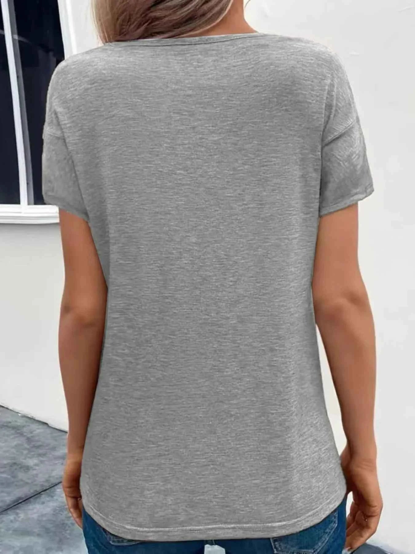 Short Sleeve V-Neck Ruched T-Shirt e11e3b4083b540e885573b70010fa6a8-Max-Origin