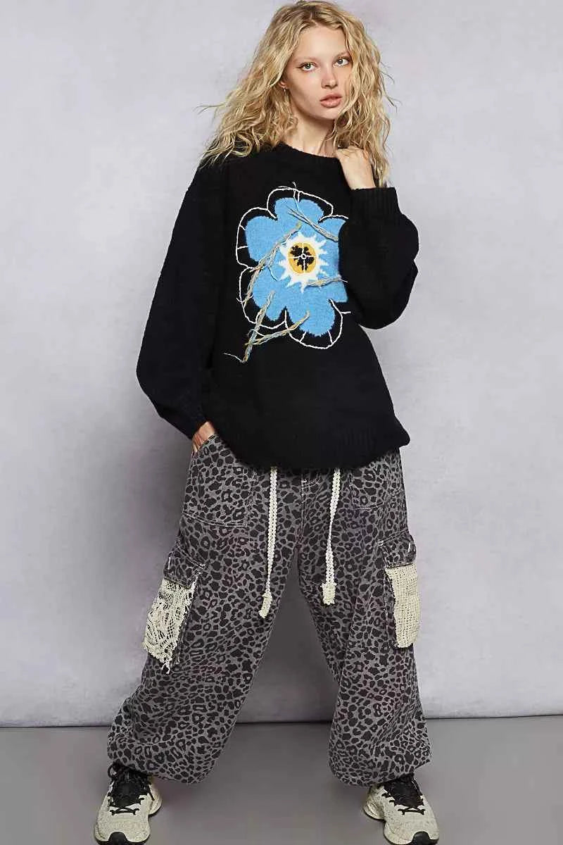 POL Floral Pattern Round Neck Sweater with Exposed Stitching e53e4230-ce0b-454a-b128-c05099696edf-Max-Origin