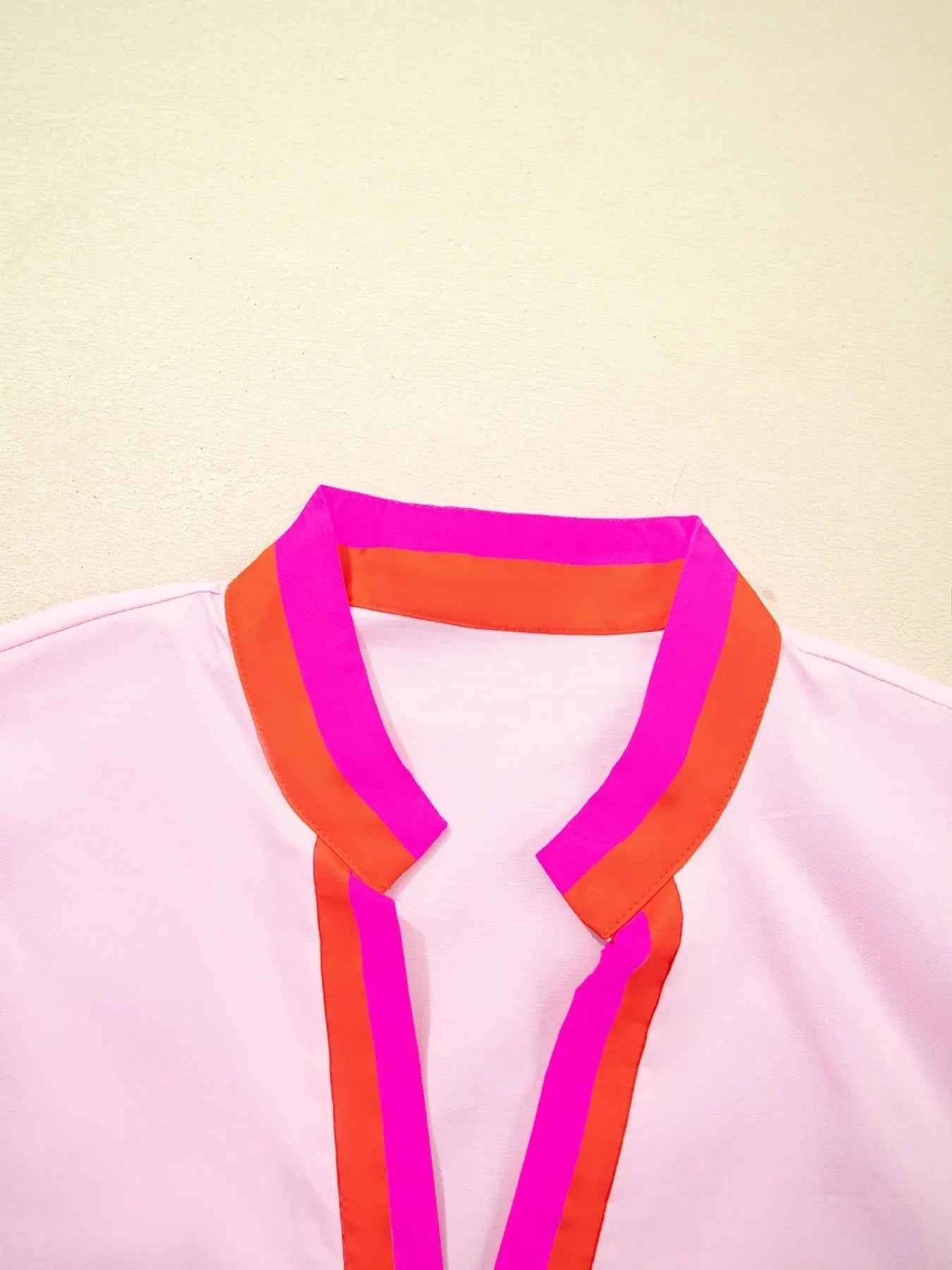 Contrast Trim Notched Short Sleeve Blouse e59c63d29c3549e3bcacf6574d149f8b-Max-Origin