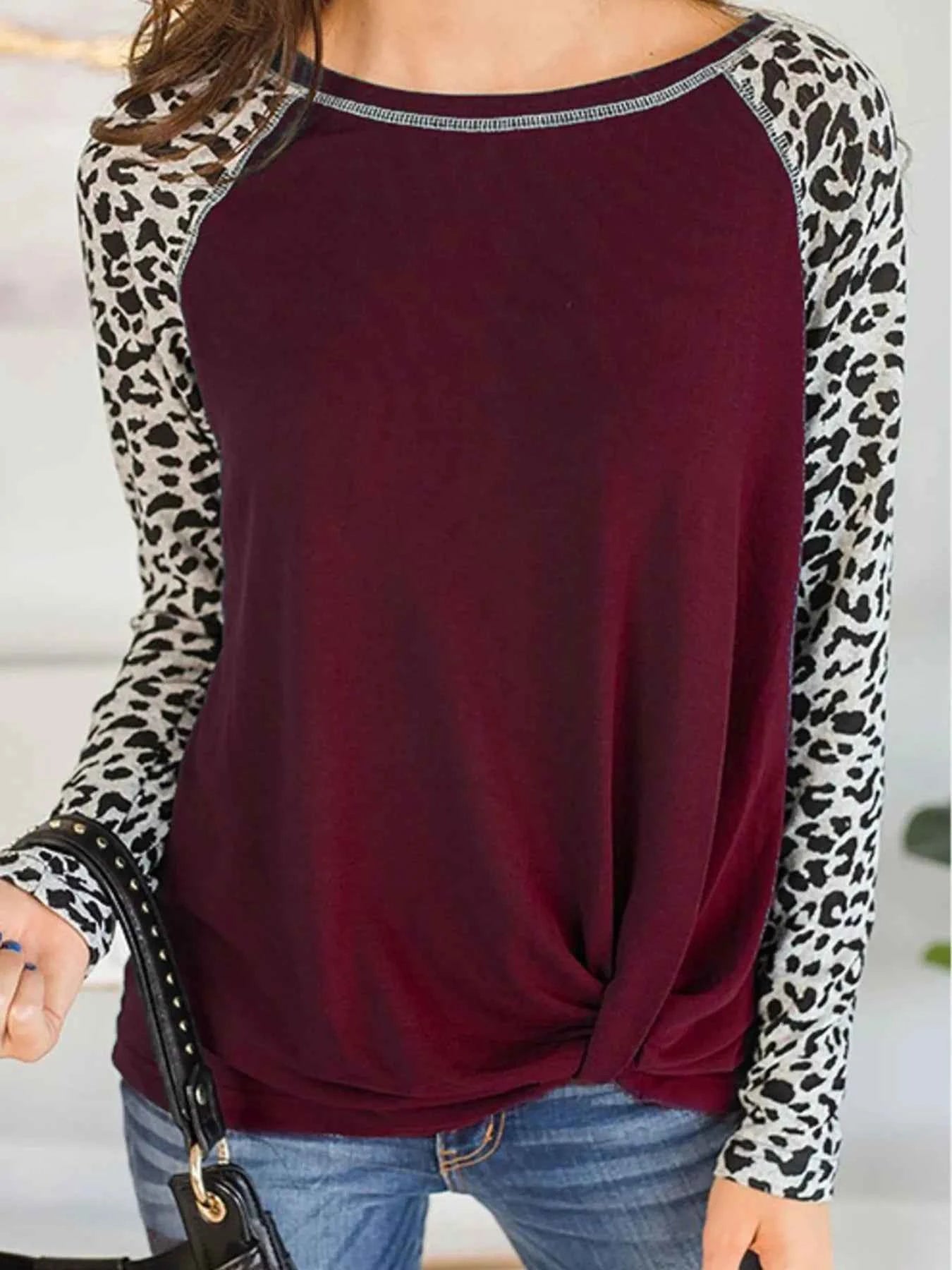 Leopard Print Raglan Sleeve Twist Hem T-Shirt Burgundy e77fd822-331b-480b-8629-d115016faf4d-Max-Origin