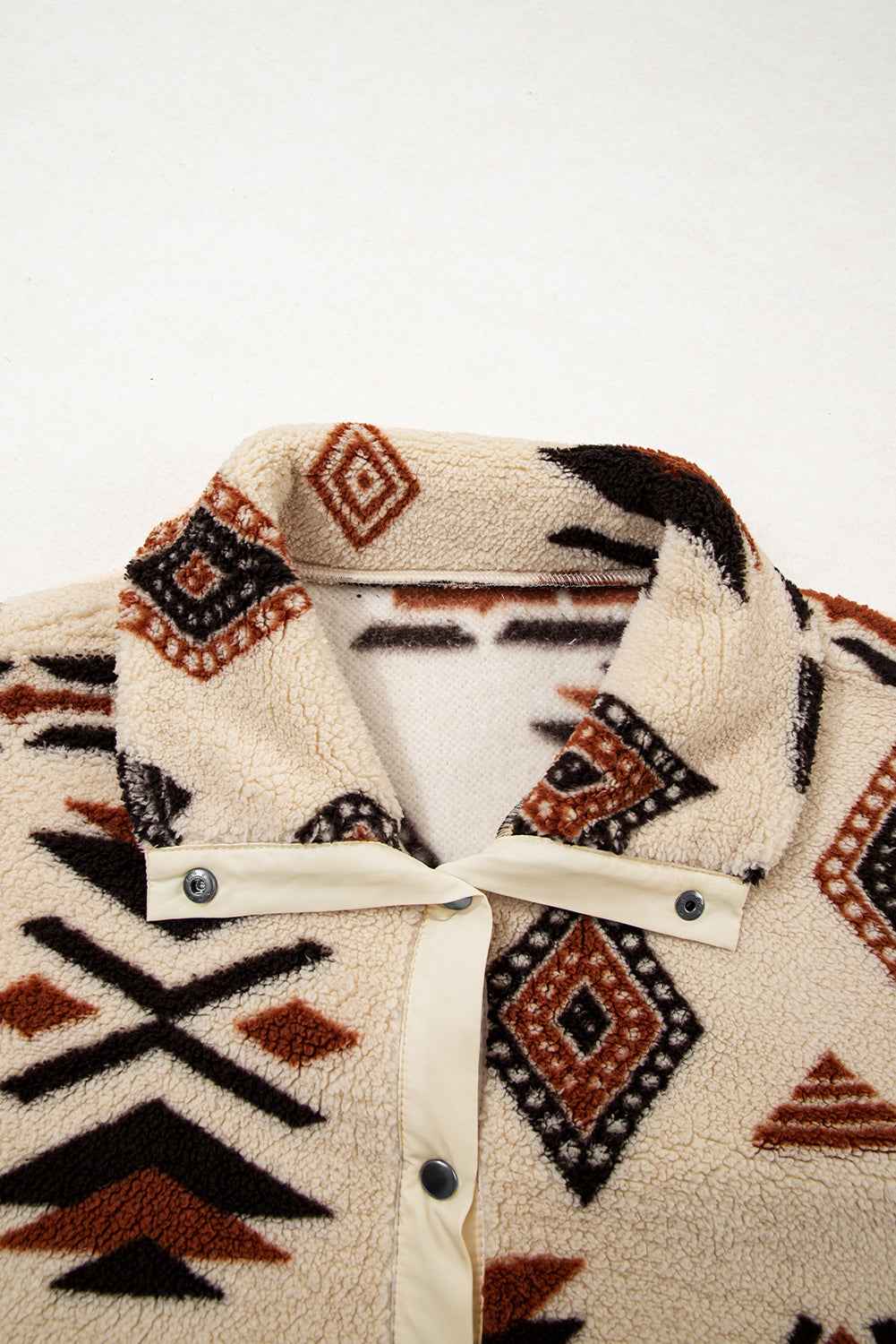 Beige Vintage Geometric Half Zip Plush Sweatshirt e8c96bdcb4be17c0