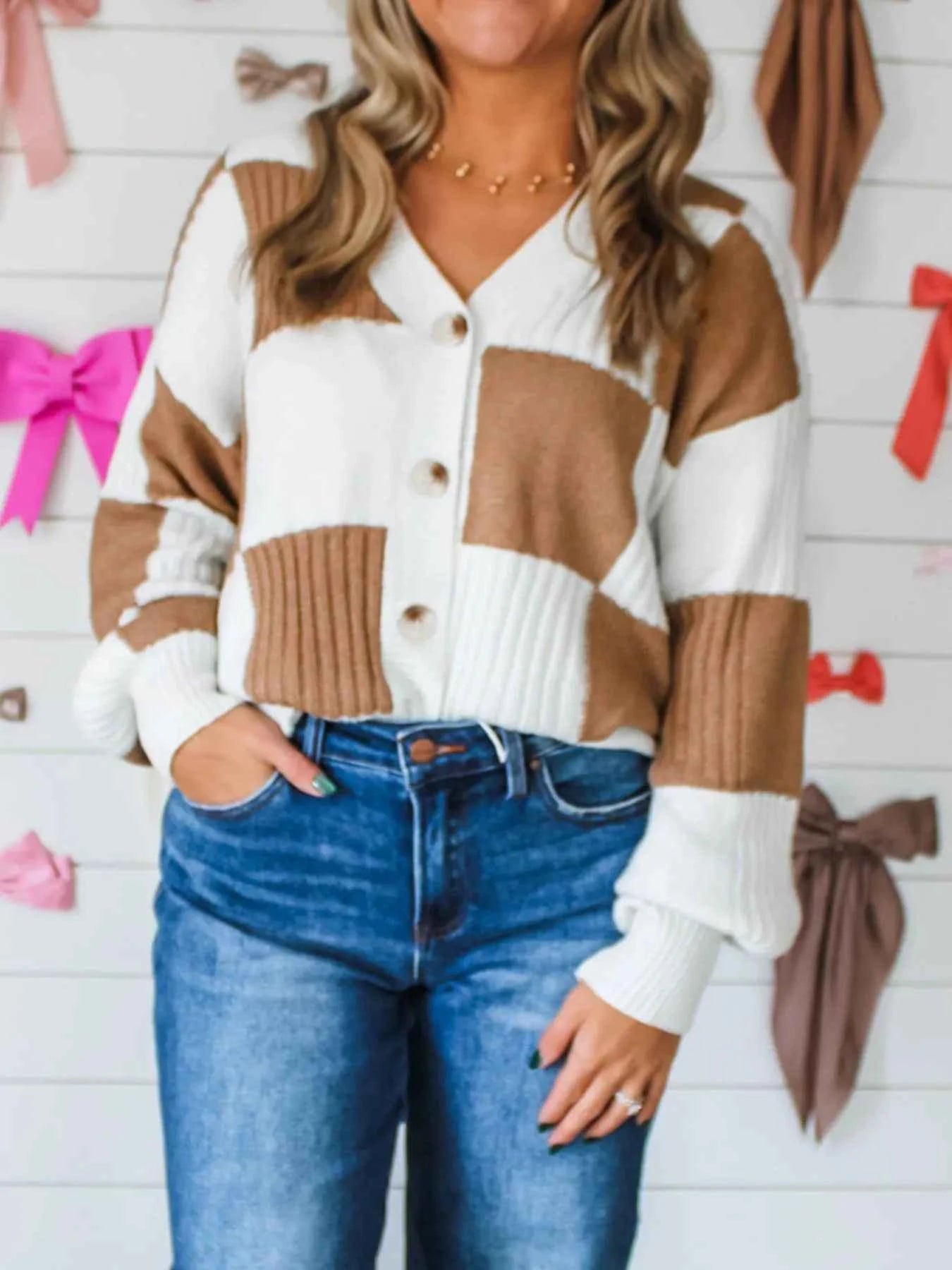 Color Block Knit Button-Up Cardigan ea4f6c3e-40c0-4006-a5d4-1427f9c1712e-Max-Origin