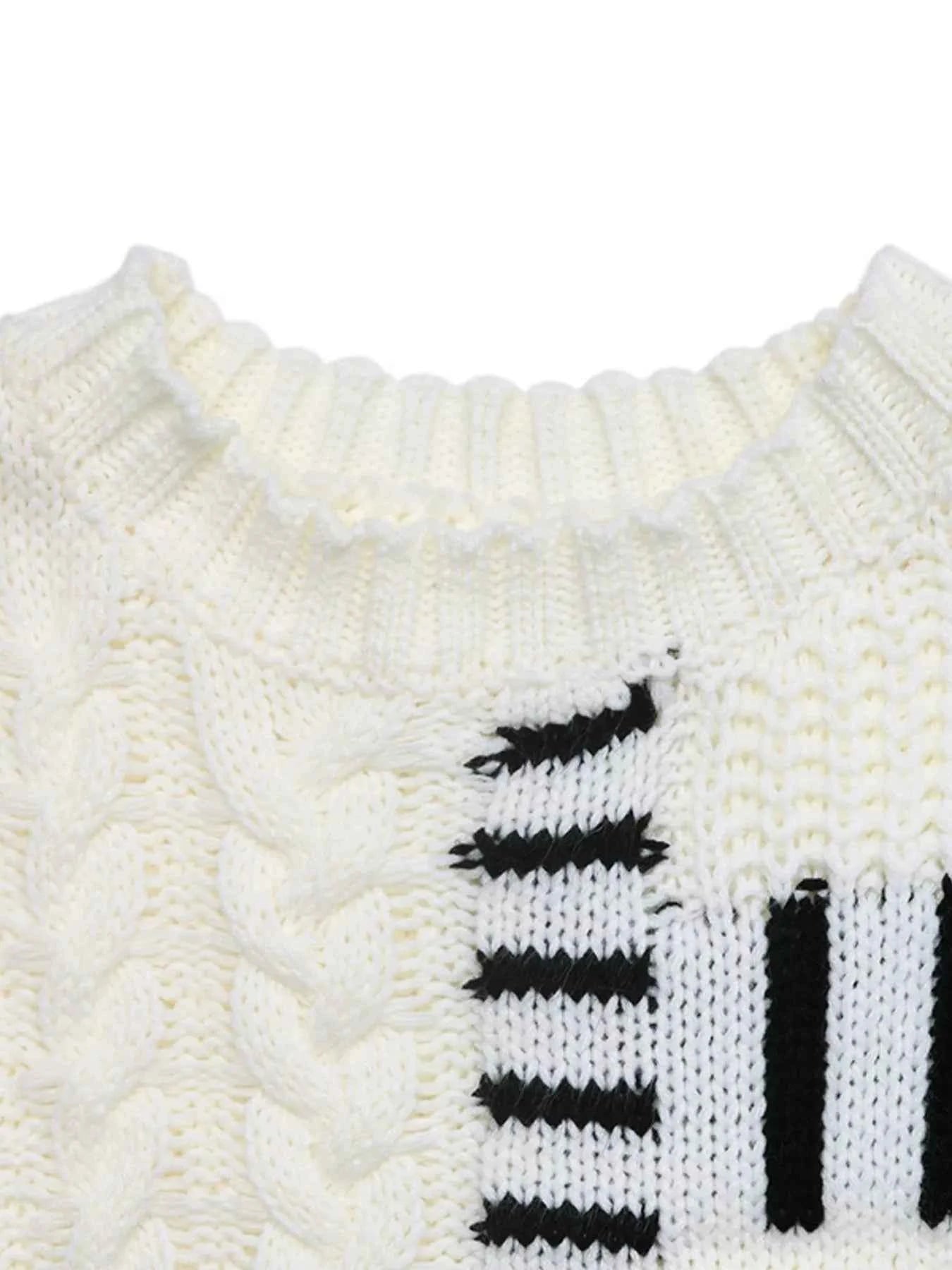 Cable Knit Round Neck Sweater edff2882067a44e79b17fbdc9dab0d17-Max-Origin