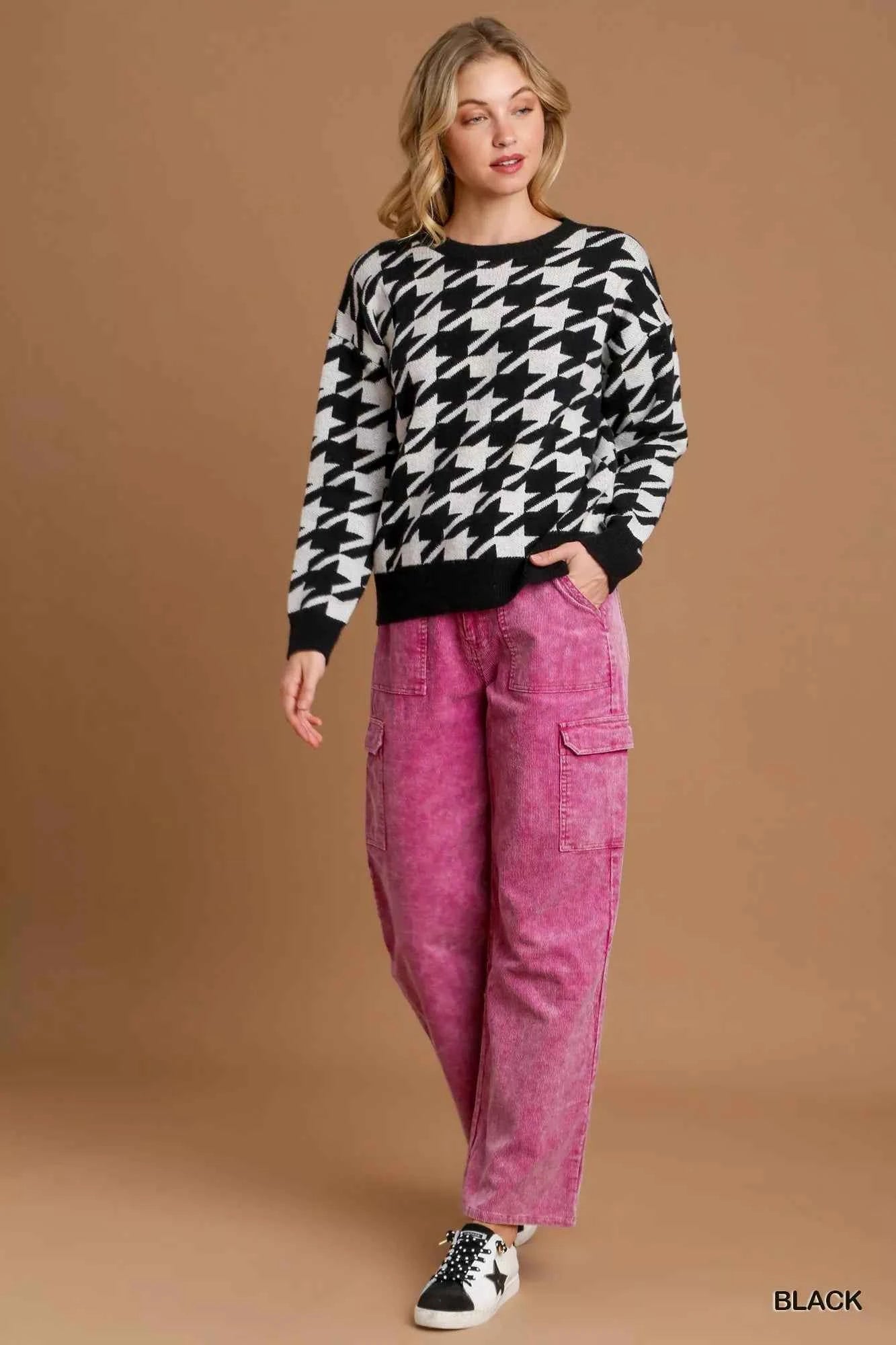 Umgee Houndstooth Round Neck Sweater f0f18144-ee93-4d67-bbf1-e5c4295b54b4-Max-Origin