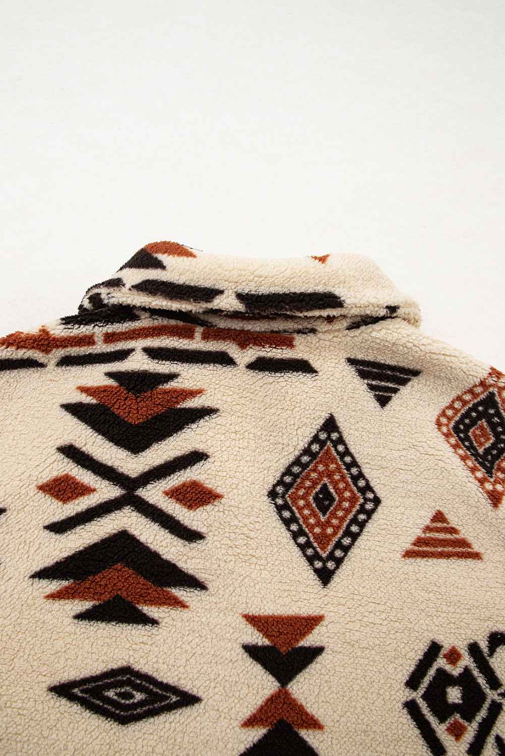 Beige Vintage Geometric Half Zip Plush Sweatshirt f3db85fa631e28fc