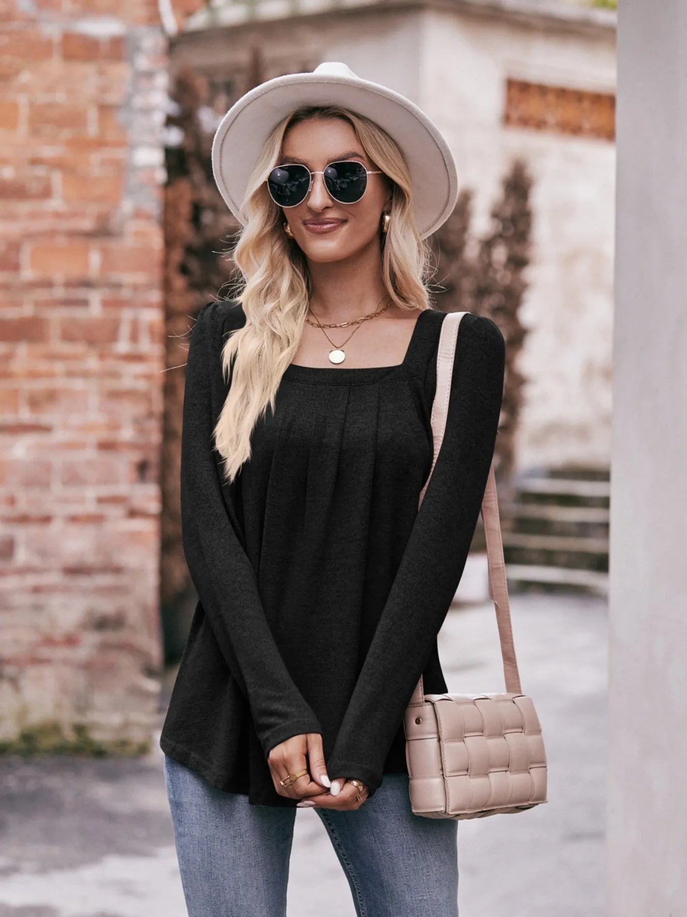 Square Neck Long Sleeve T-Shirt f654fc1a-360d-46aa-8493-6e320195c54f-Max-Origin