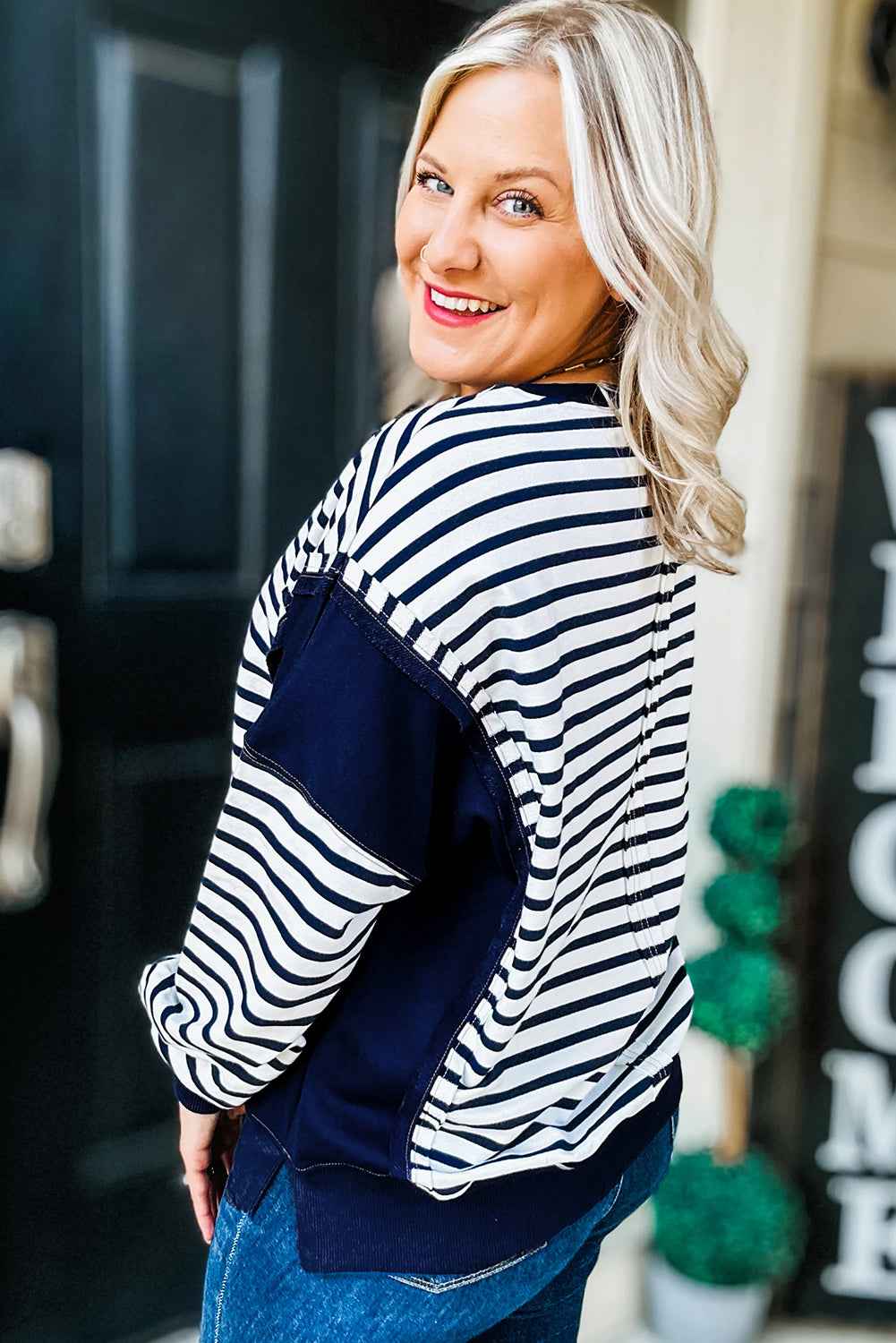 Blue Stripe Contrast Stitched Detail Color Block Patchwork Plus Size Sweatshirt f8ed63232d5e4df8