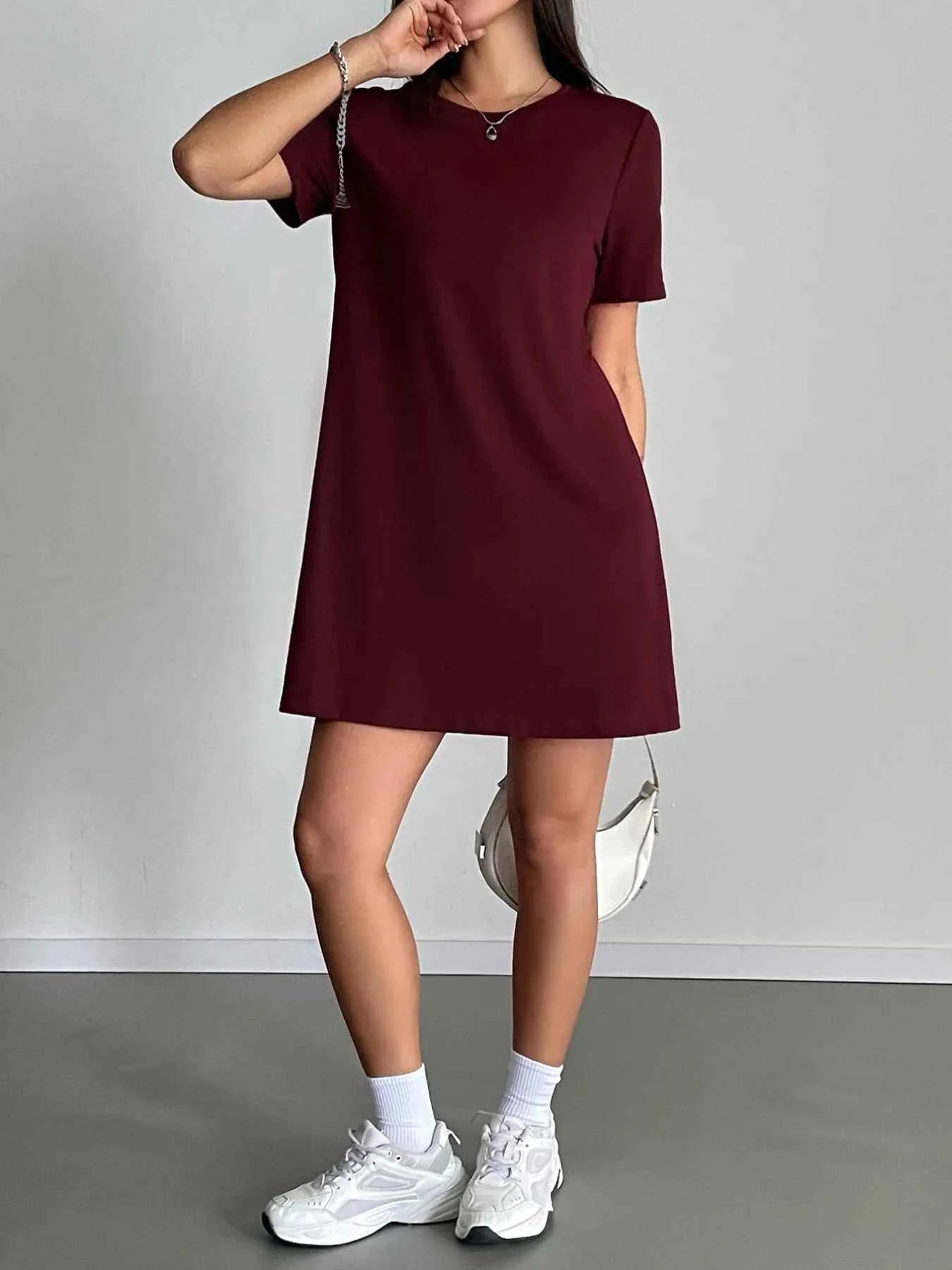 Round Neck Short Sleeve T-Shirt Dress fb1d6b82-5ded-41e3-935f-33e5c0d503ce-Max-Origin