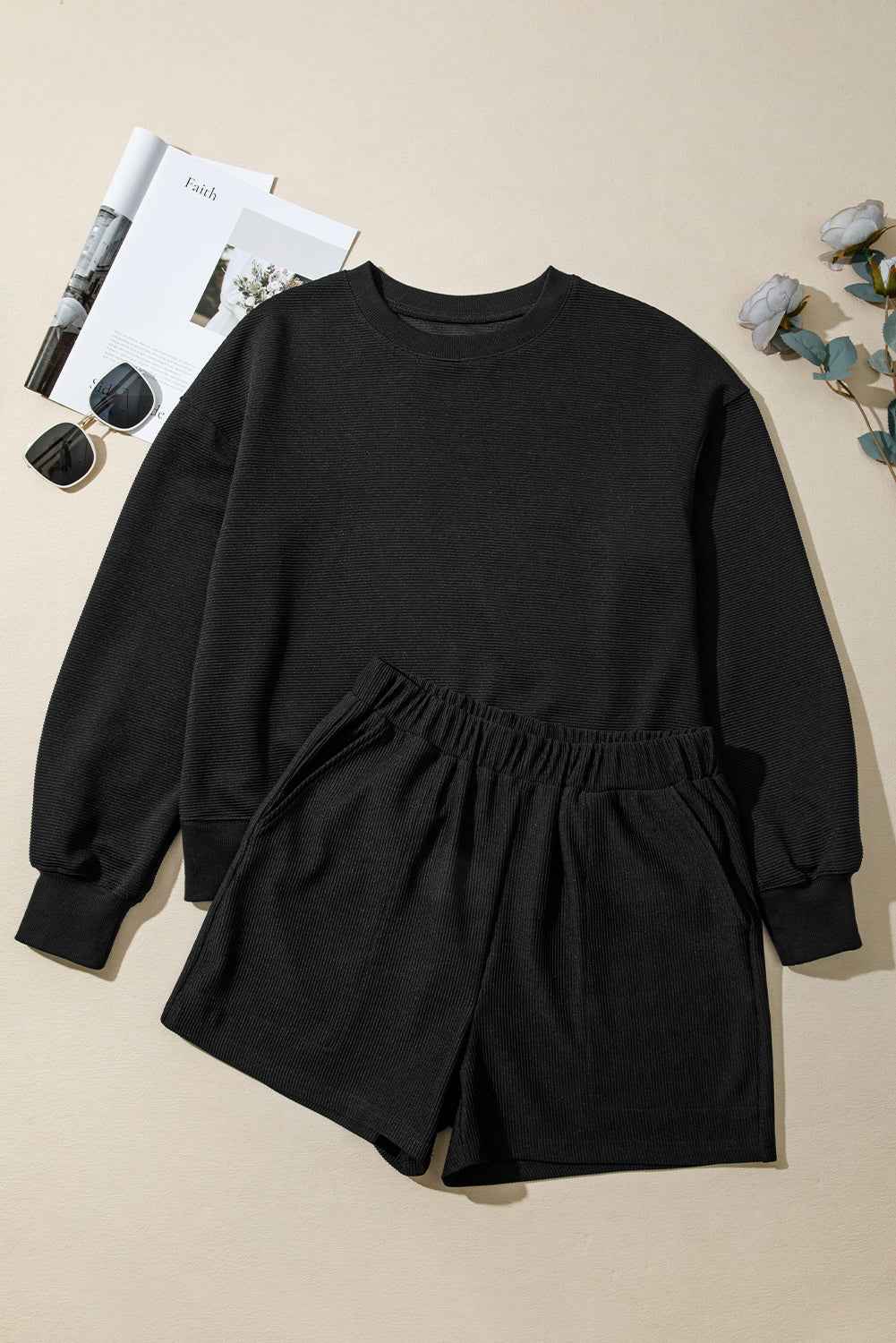 Black Ribbed Texture Baggy Drop Shoulder Pullover and Shorts Set ff2df4f40d91136a