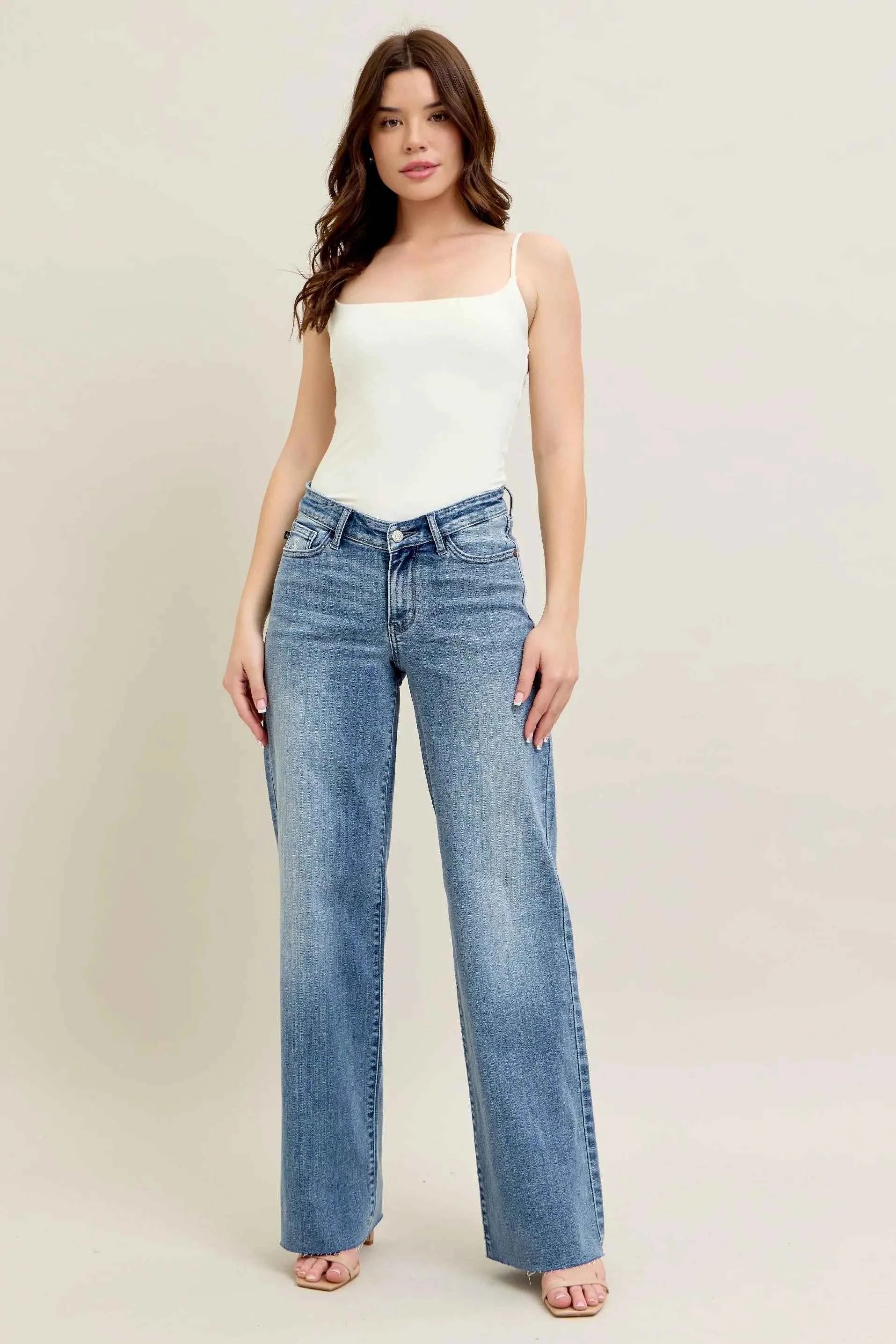 Judy Blue Full Size V - Front Baggy Jeans Plus Size ffde12e6718e4b4abc1b192e1b8a03f9-Max-Origin
