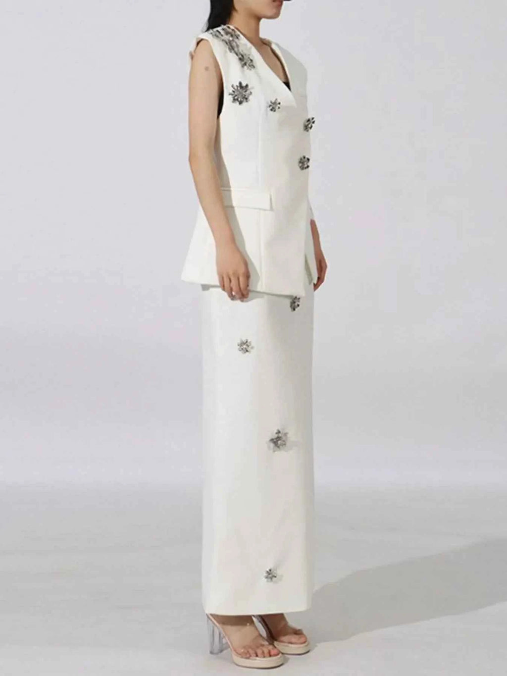 Flower Sleeveless Vest and Skirt Set 00931c61-bff9-48d7-93ba-762098e2fd5f-Max-Origin