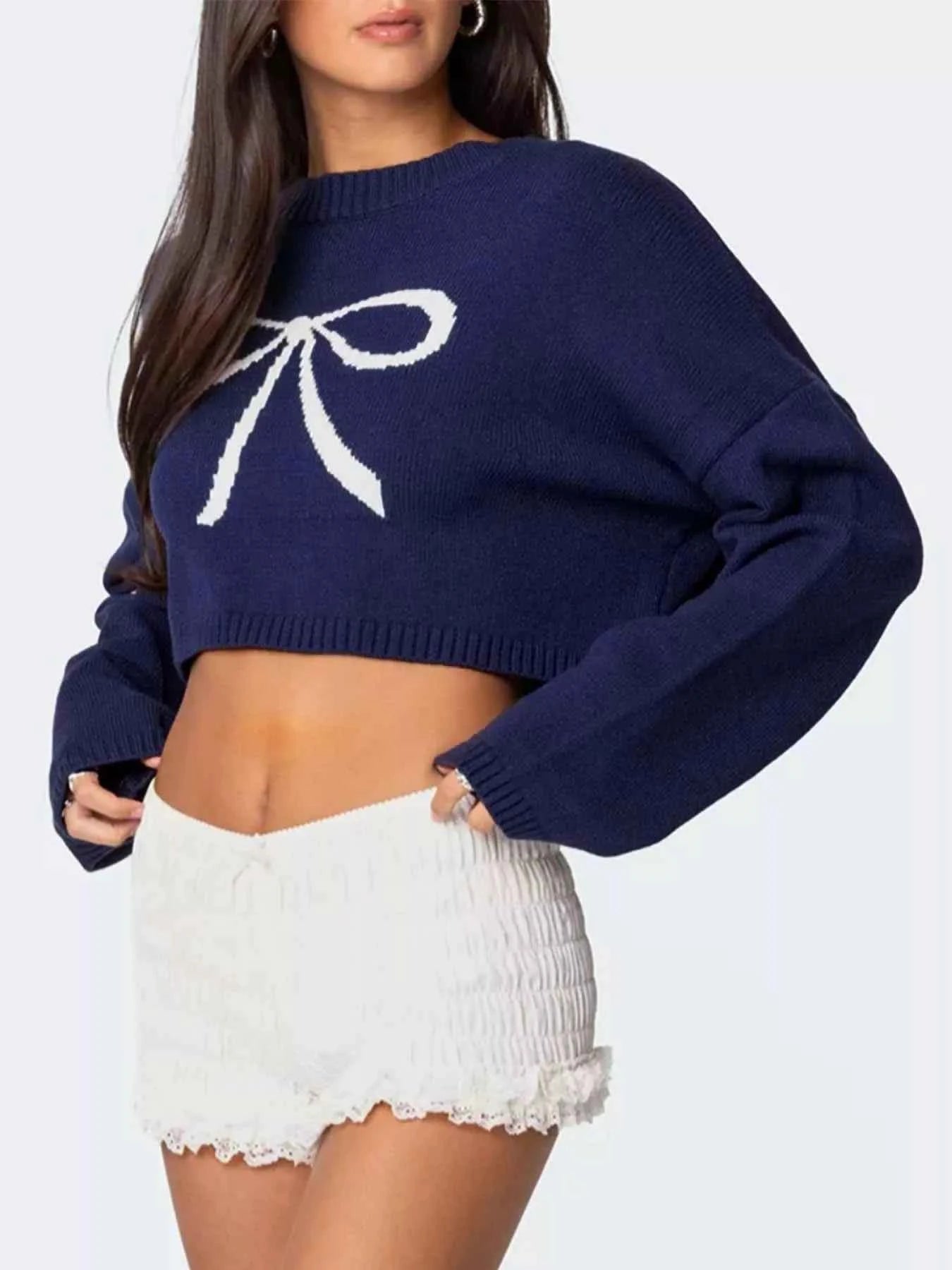 Bow Round Neck Cropped Sweater 00d8ea5f-b79c-4c64-a12e-0c8d6a707867-Max-Origin