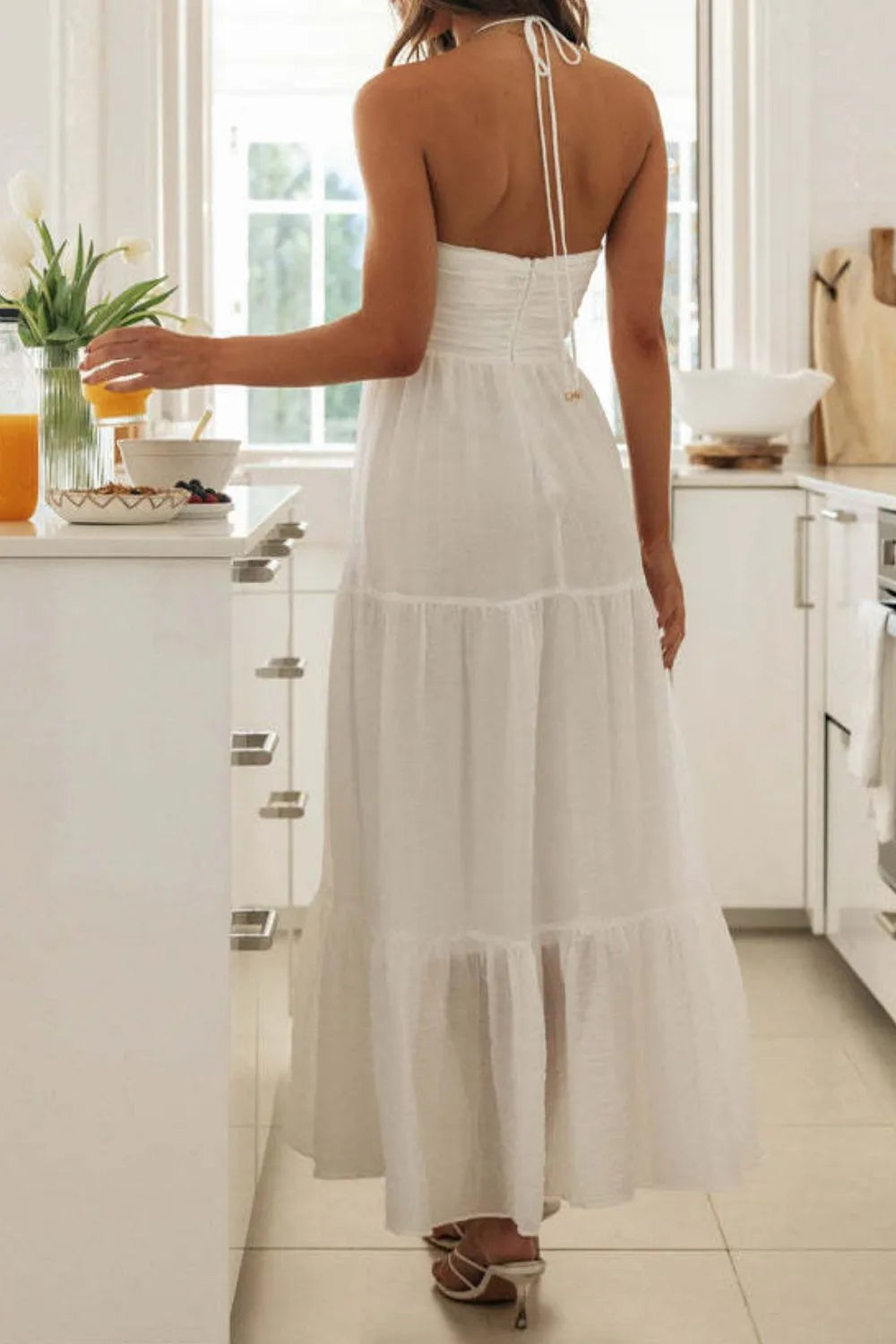 Tiered Halter Neck Printed Cami Dress 017f2bac-25a1-46f7-9b32-3d4455f393c3-Max-Origin