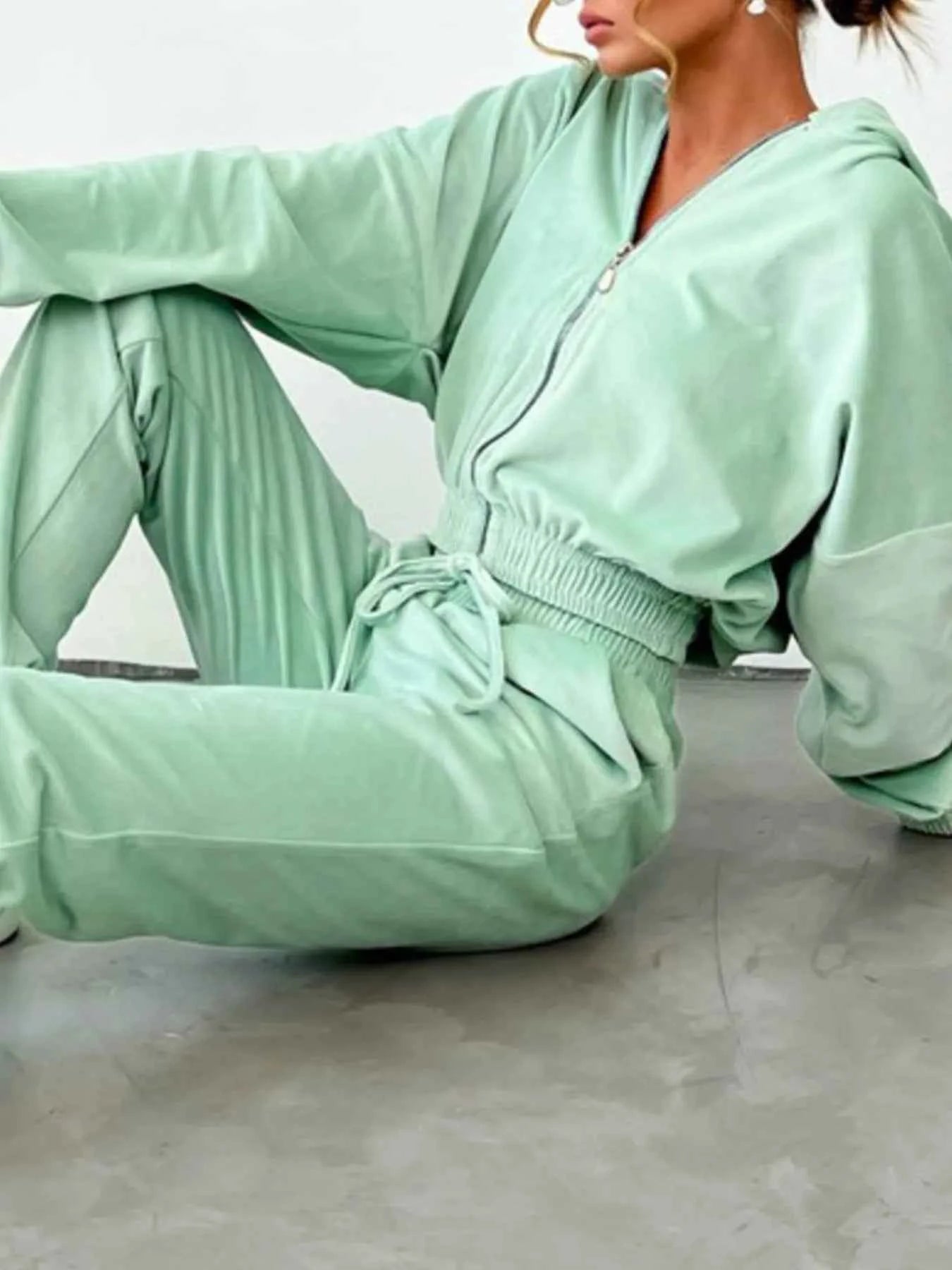 Zip Up Long Sleeve Top and Pants Set 01e8d4f8-1518-436e-97ef-c4c672e390c1-Max-Origin