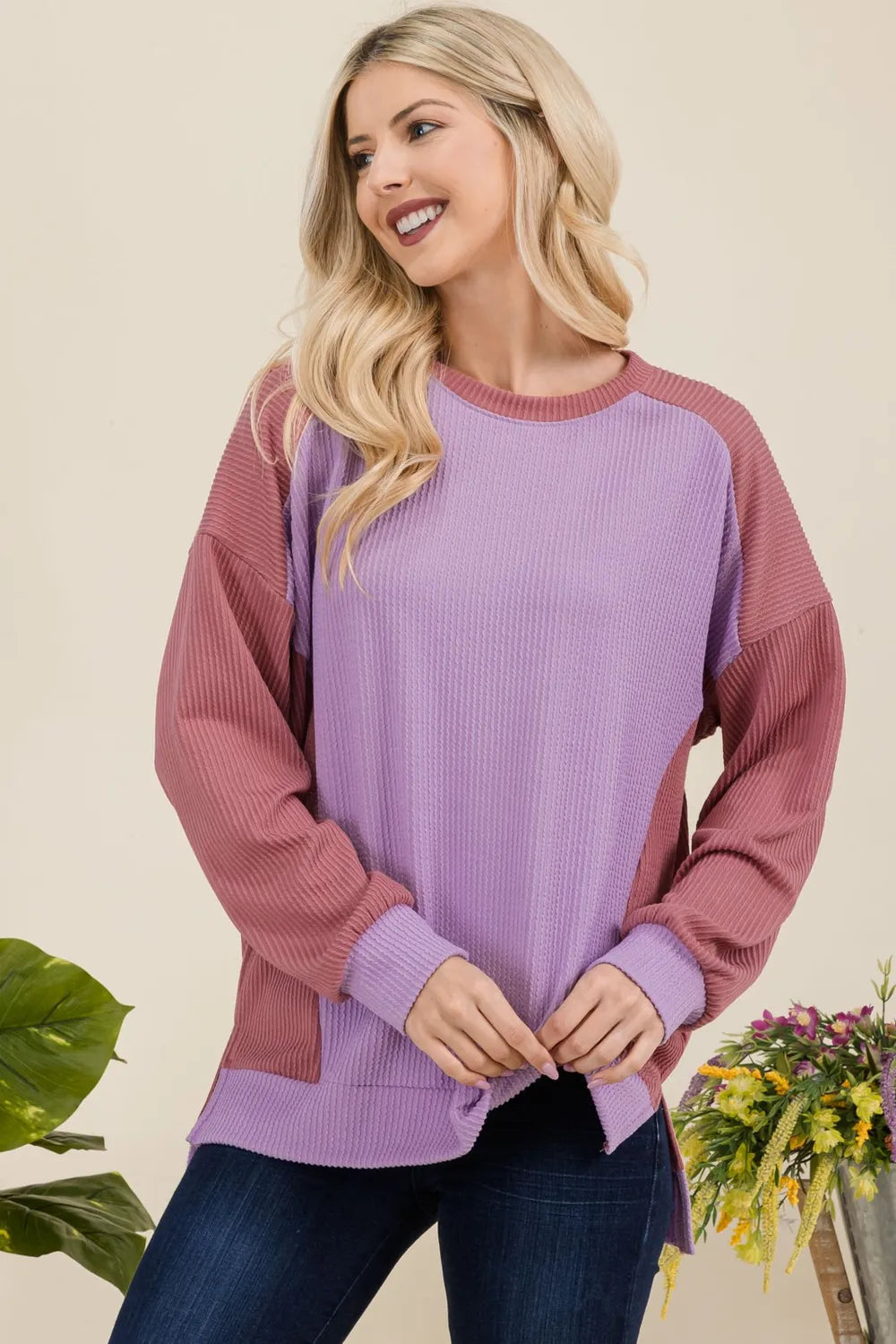 Celeste Full Size High-Low Contrast Round Neck Sweatshirt 02757712-927f-41c3-8f96-dbb8cfa3b42a-Max